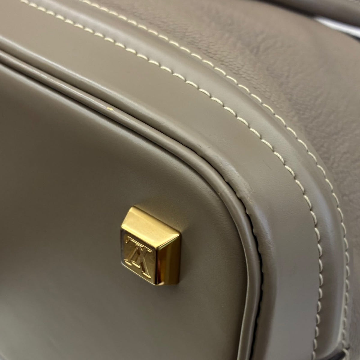 Louis Vuitton Lockit PM Suhali Kollektion