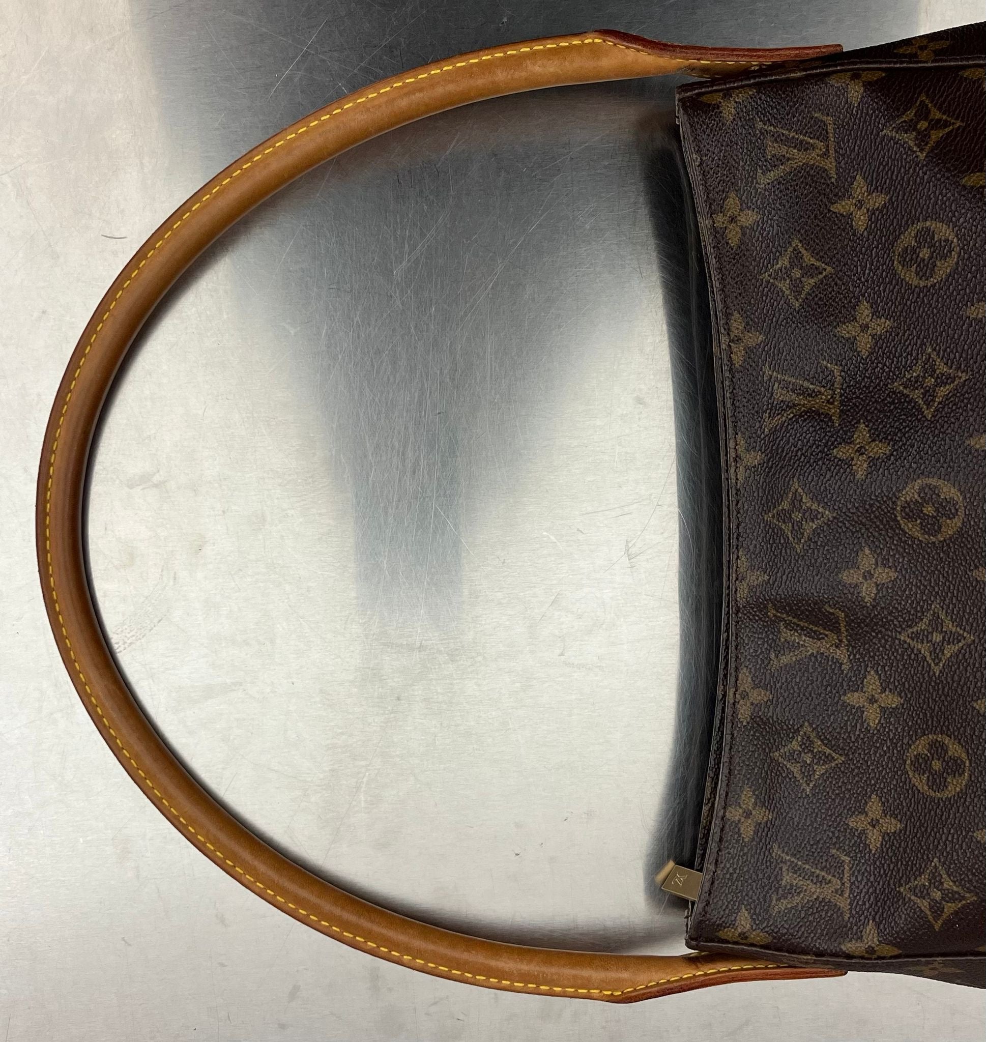 Louis Vuitton Looping GM