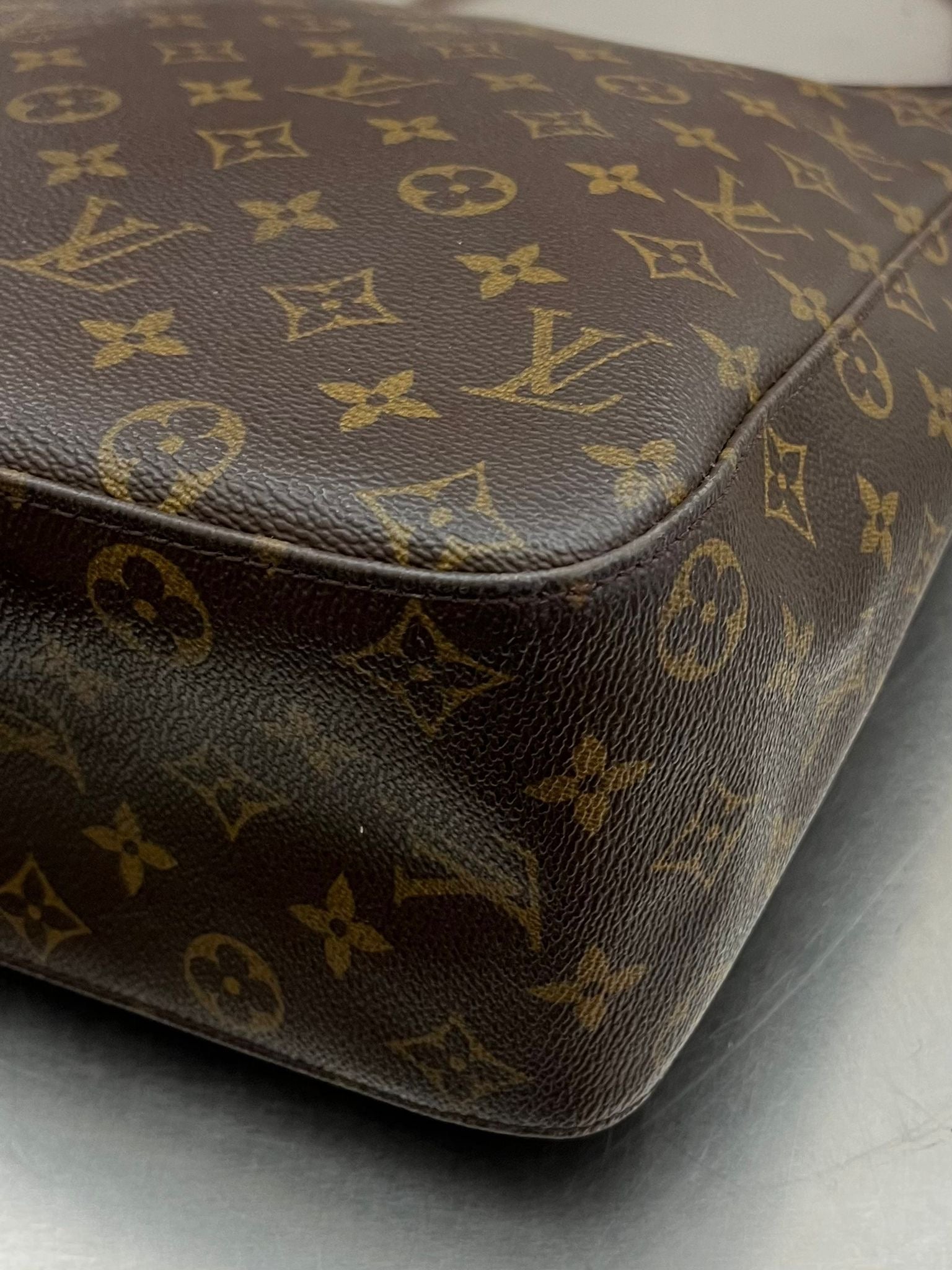 Louis Vuitton Looping GM