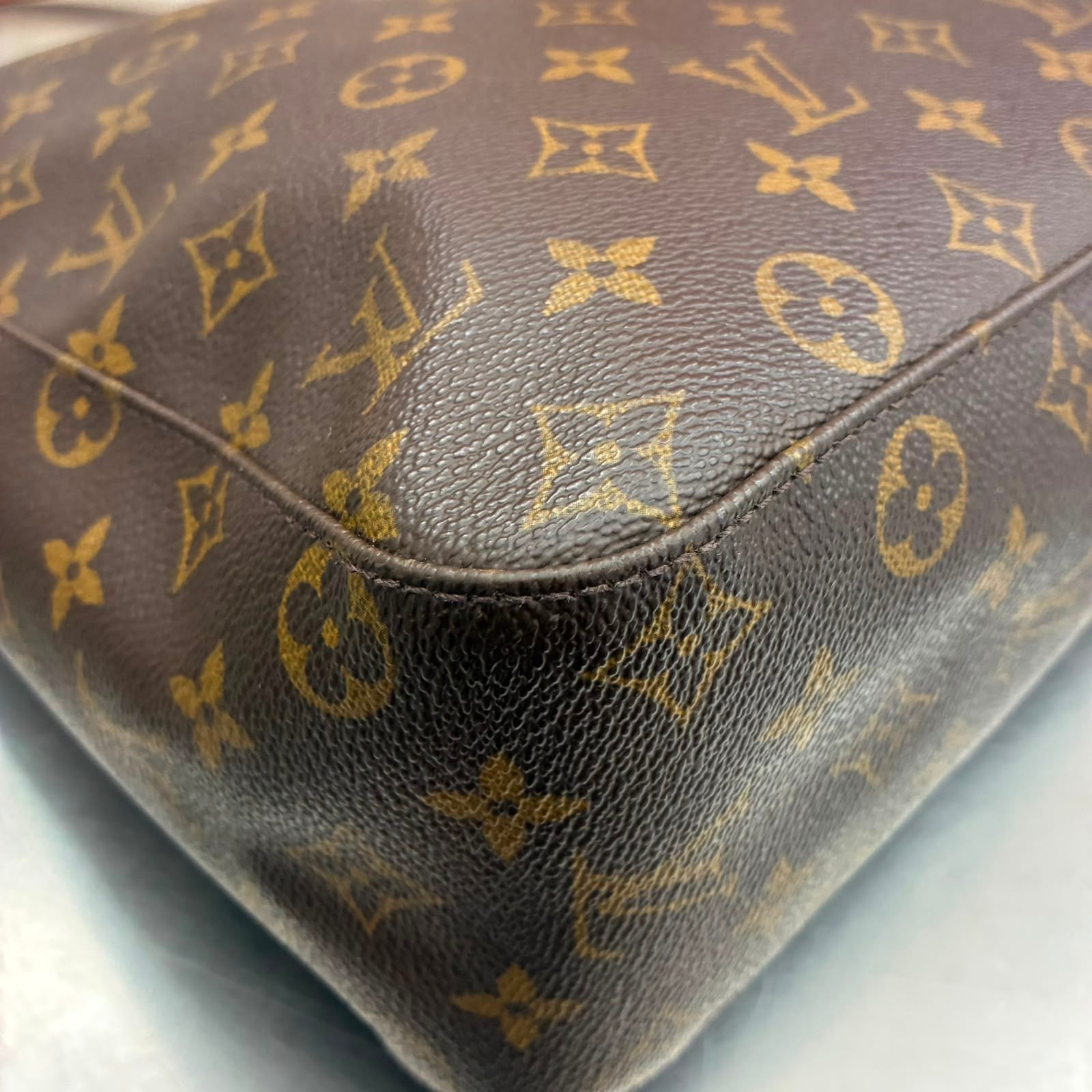 Louis Vuitton Looping GM M51145