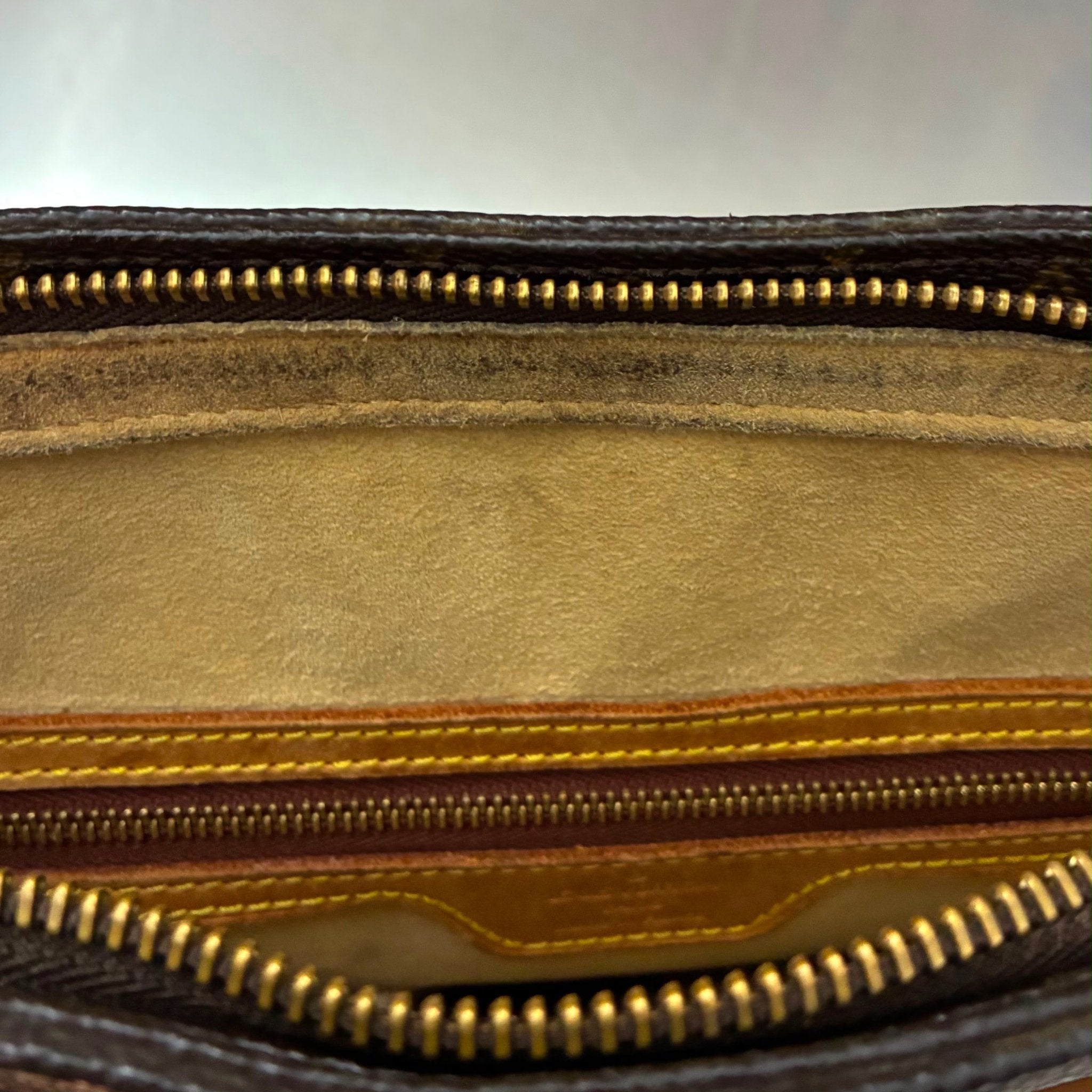 Louis Vuitton Looping GM Monogram