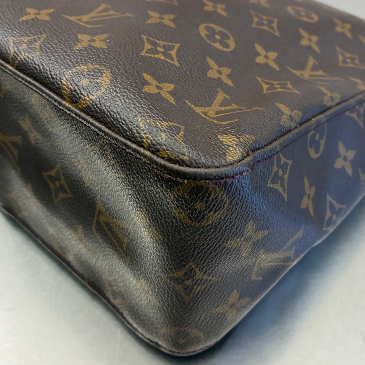Louis Vuitton Looping GM Monogram