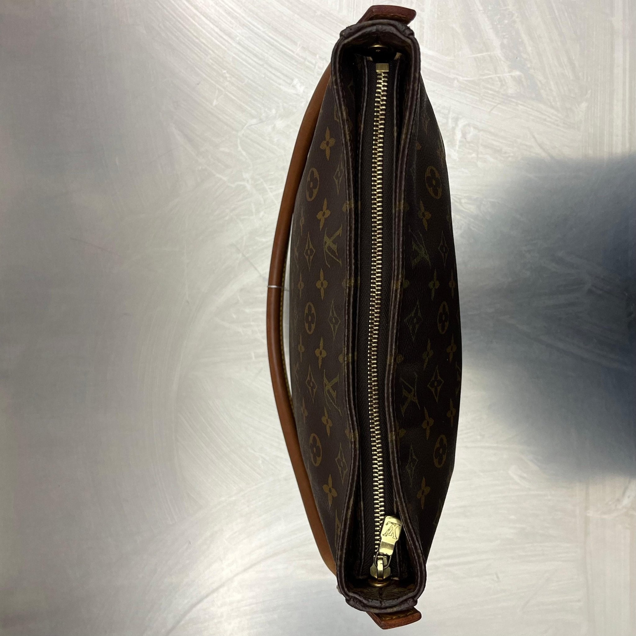 Louis Vuitton Looping GM Monogram