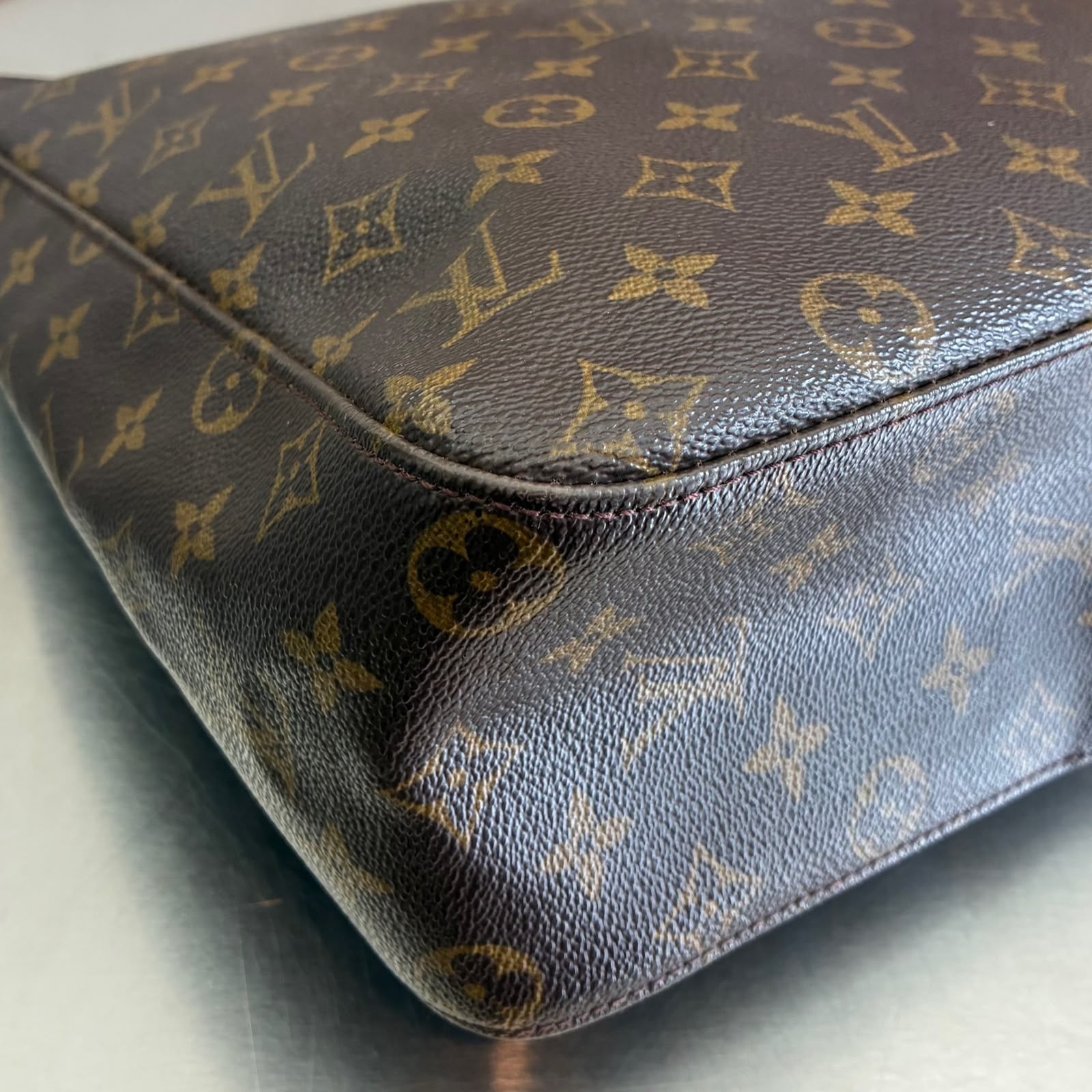 Louis Vuitton Looping GM Monogram