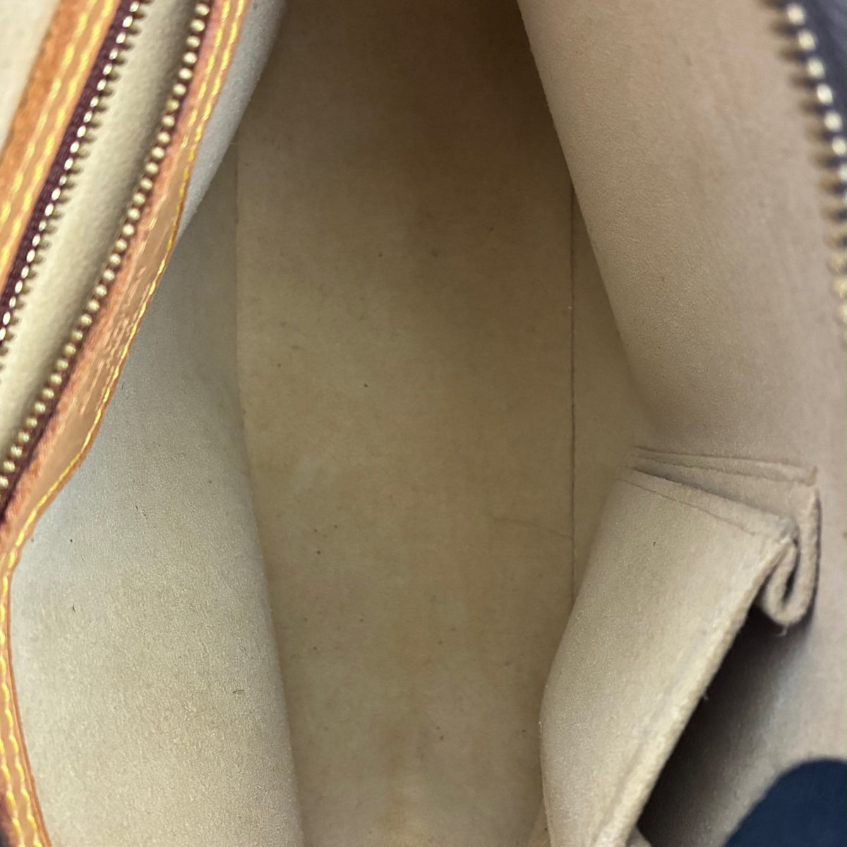 Louis Vuitton Looping MM Monogram