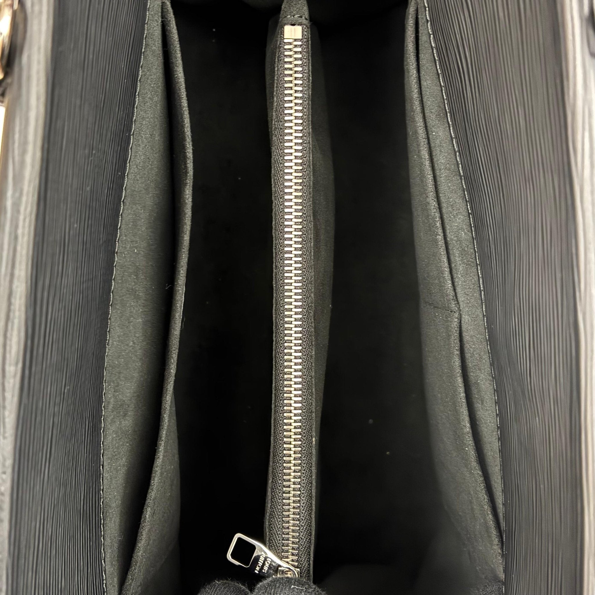 Louis Vuitton Marly MM Epi
