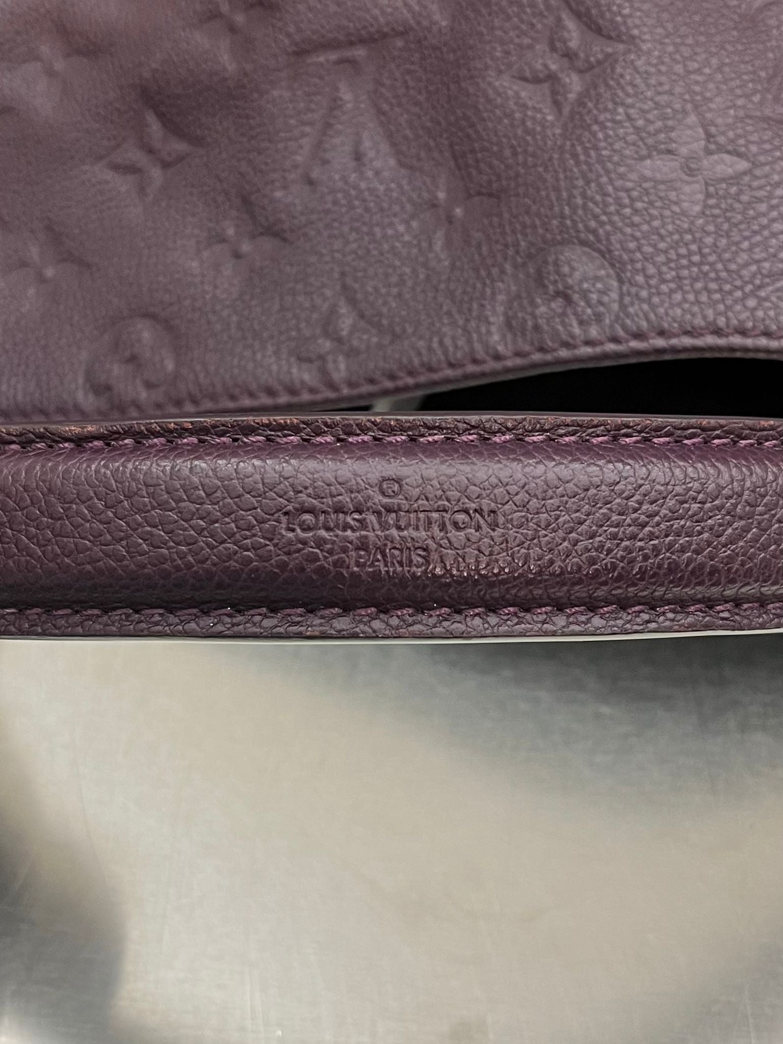 Louis Vuitton Metis Hobo Empreinte