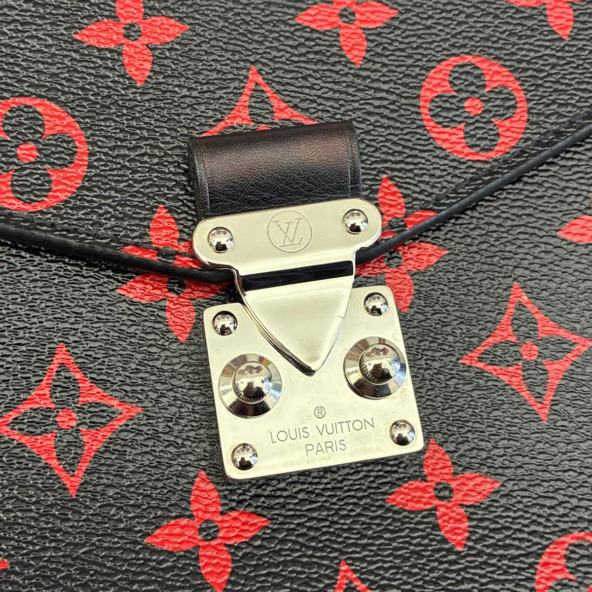 Louis Vuitton Metis Infrarouge Monogram