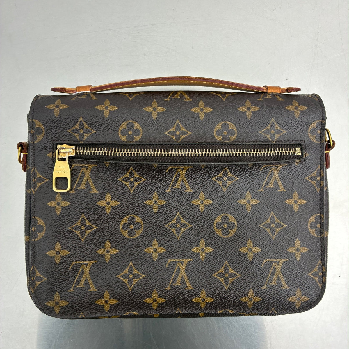 Louis Vuitton Metis Monogram
