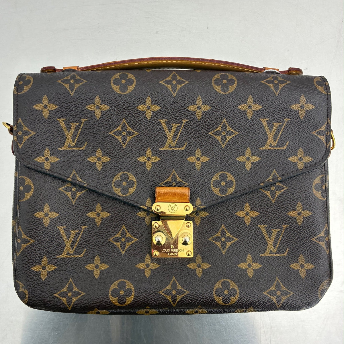 Louis Vuitton Metis Monogram
