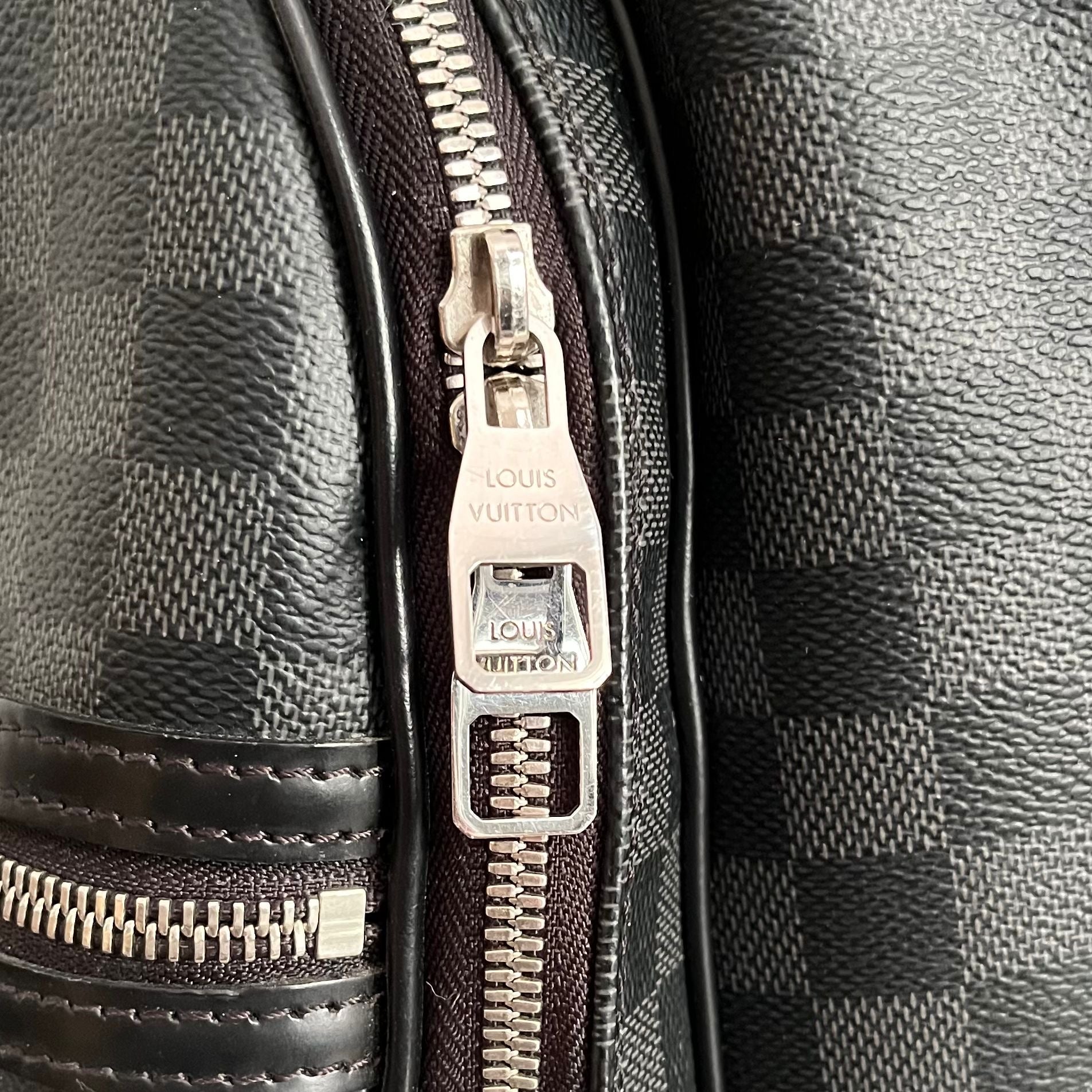 Louis Vuitton Michael Damier Graphit