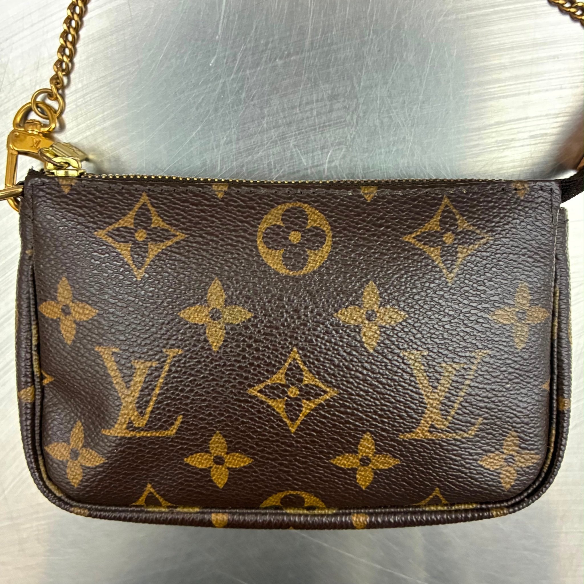 Louis Vuitton Mini Pochette Accessoires Monogram