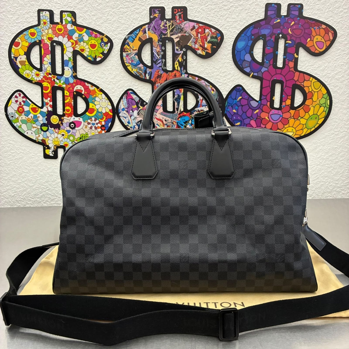Louis Vuitton Néo Kendall