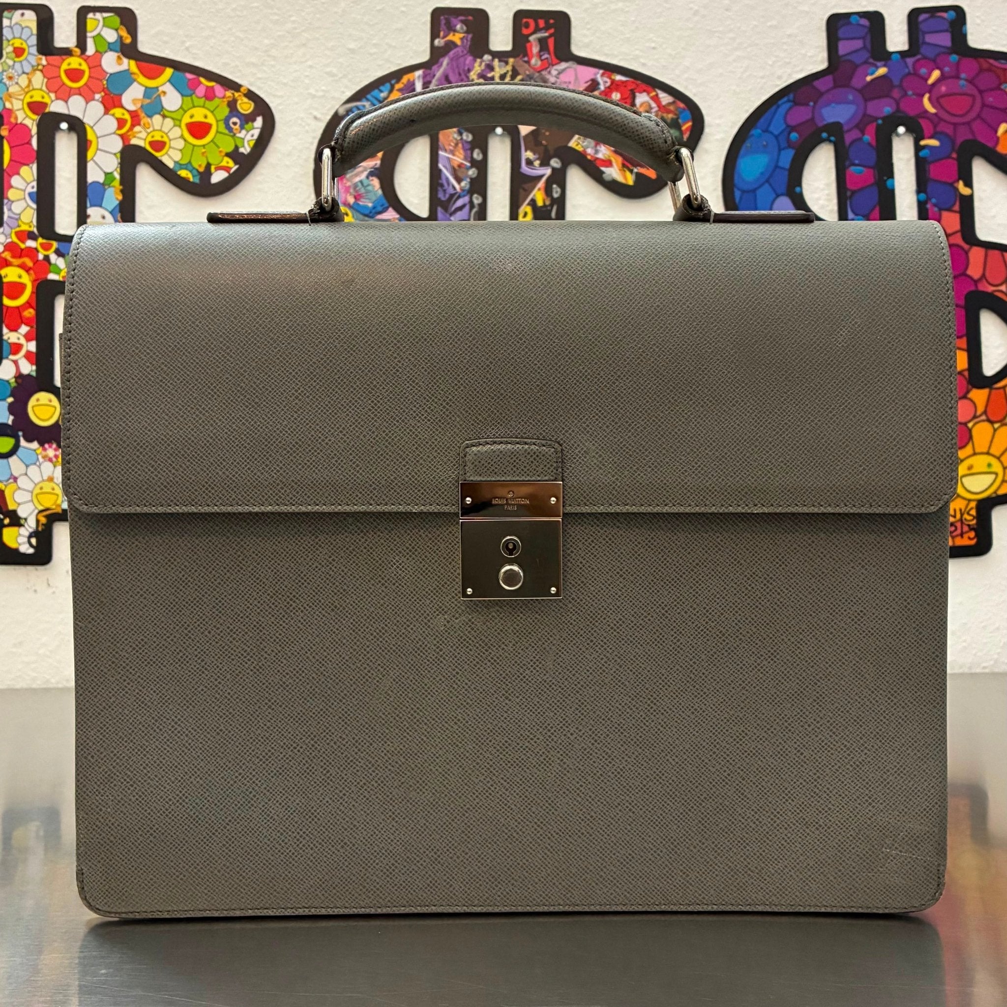 Louis Vuitton Neo Robusto I Taiga
