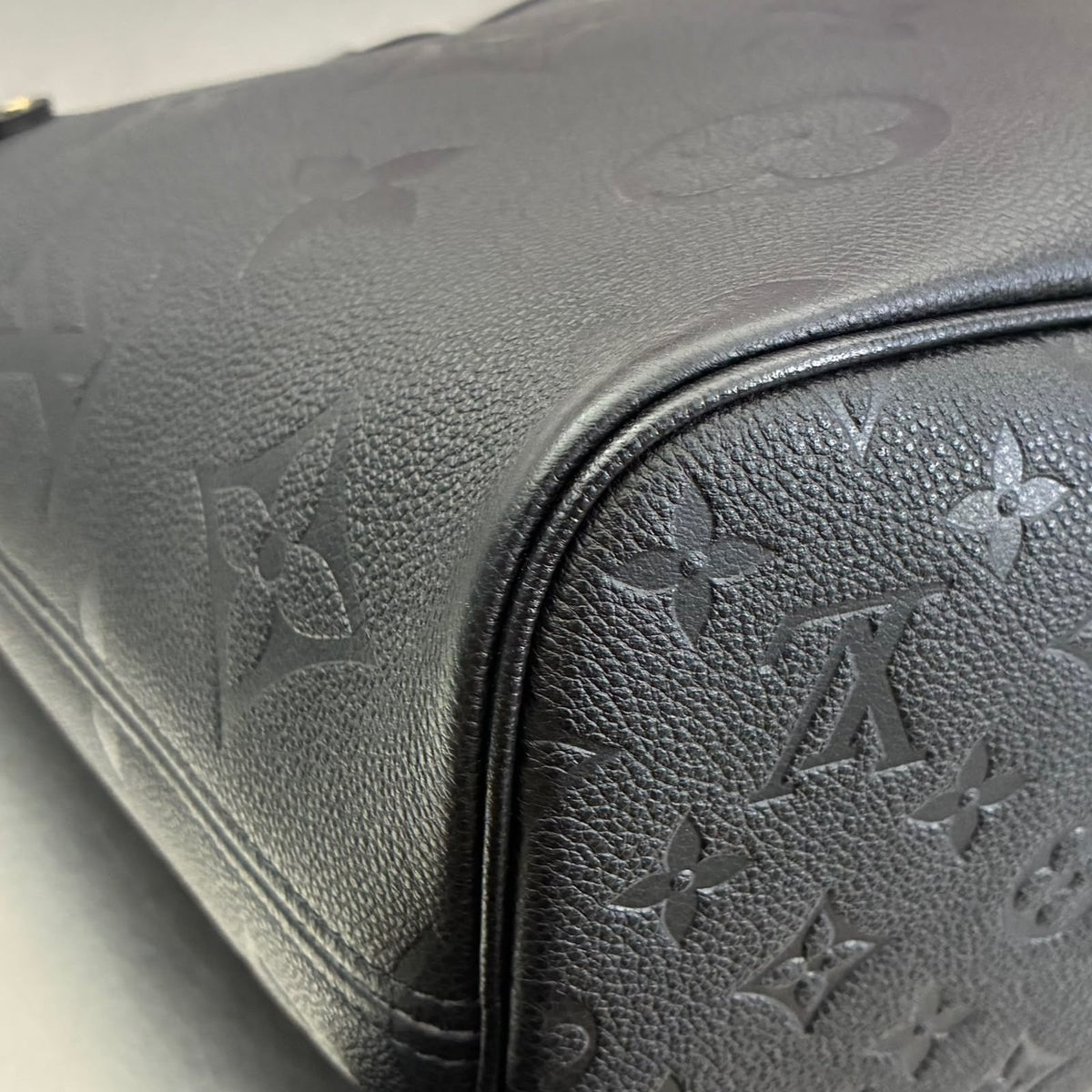 Louis Vuitton Neverfull MM Monogram Empreinte