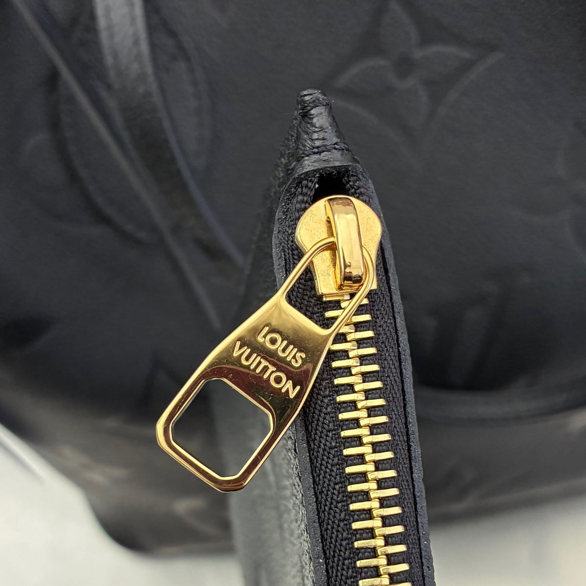 Louis Vuitton Neverfull MM Monogram Empreinte