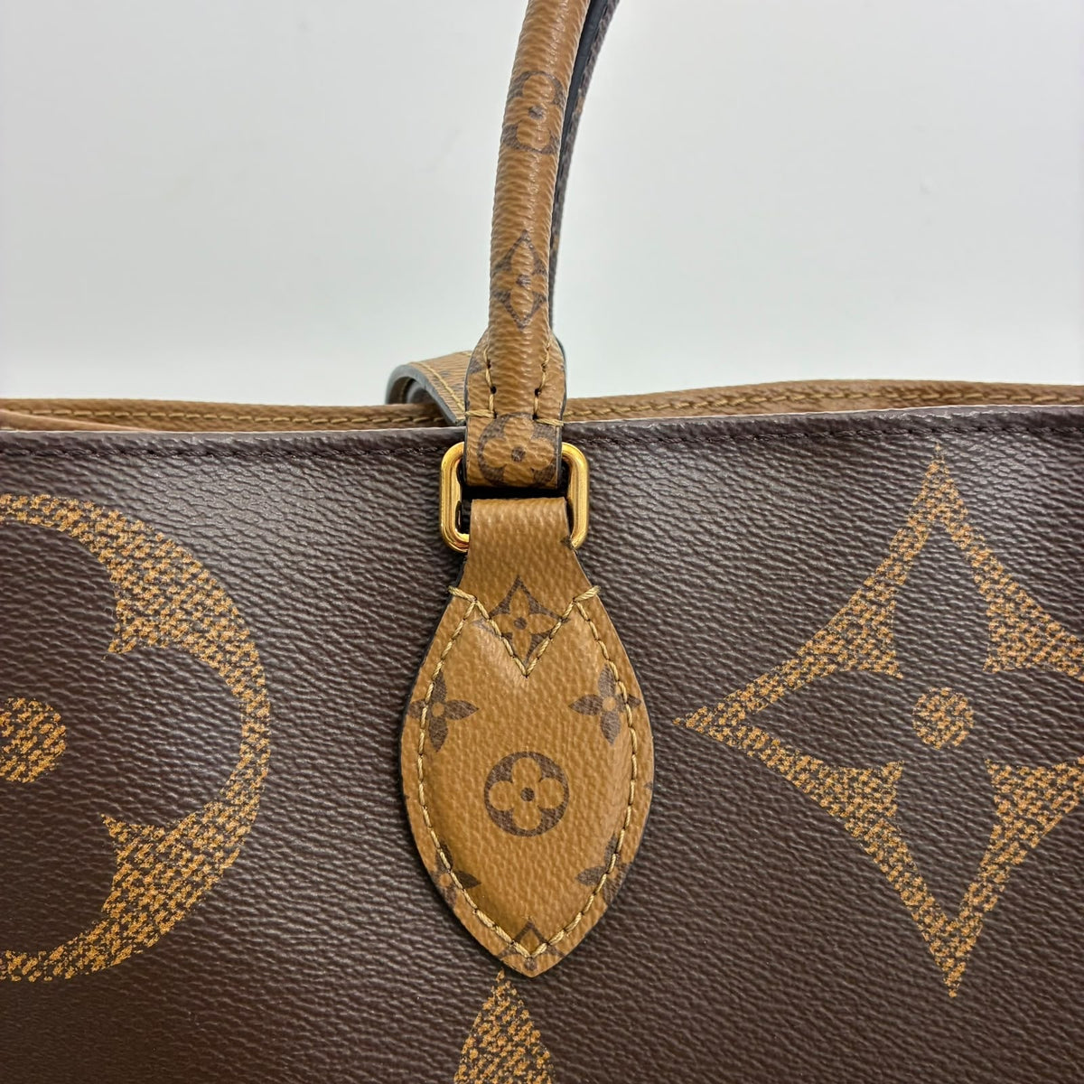 Louis Vuitton OnTheGo GM