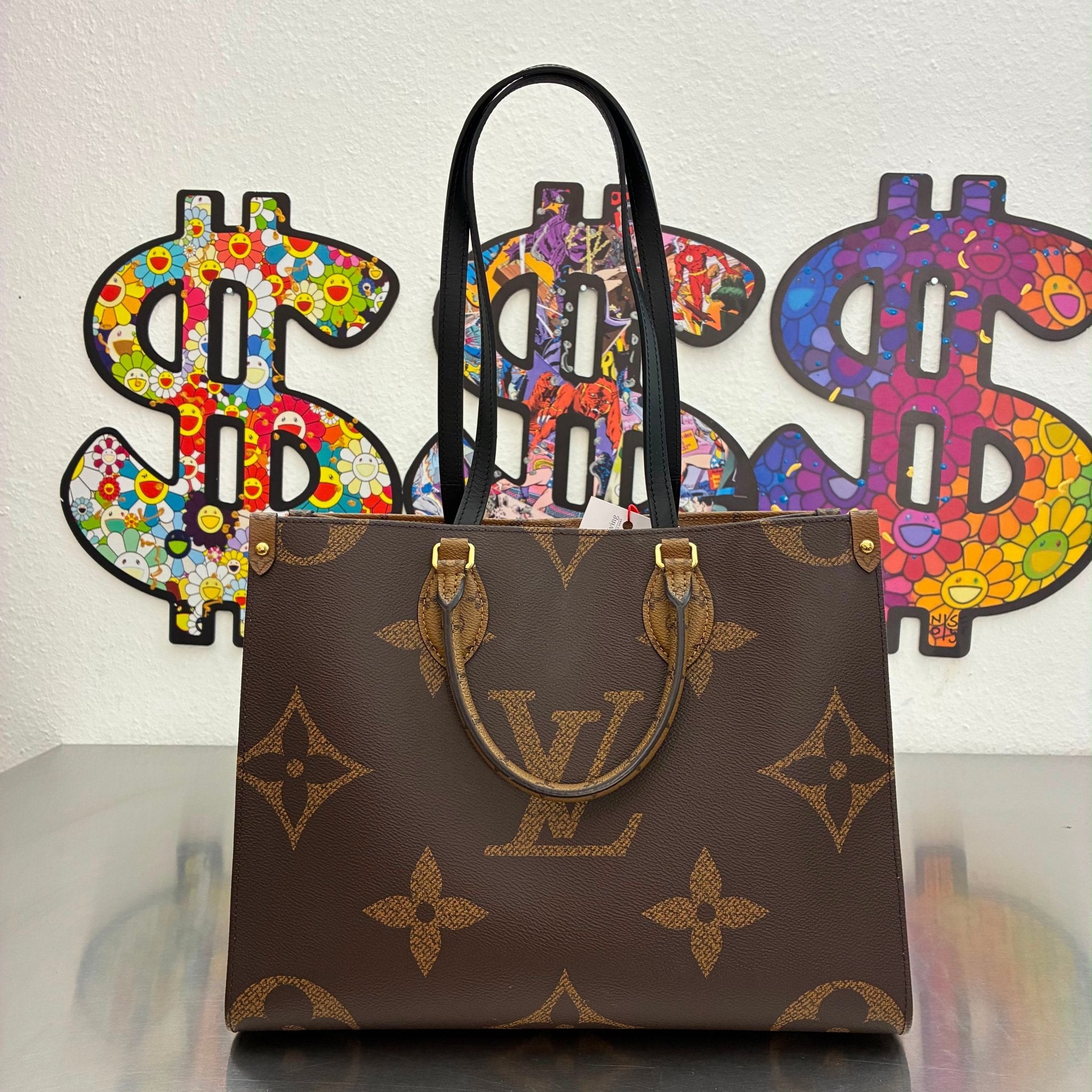 Louis Vuitton OnTheGo MM