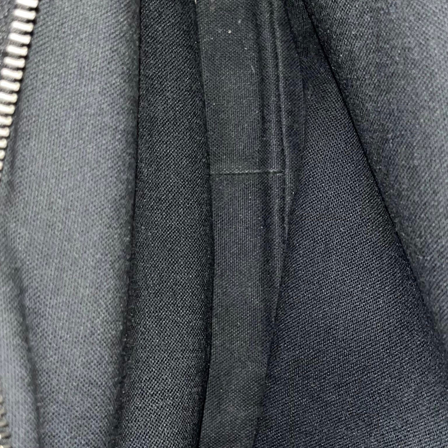 Louis Vuitton Pavel Taiga