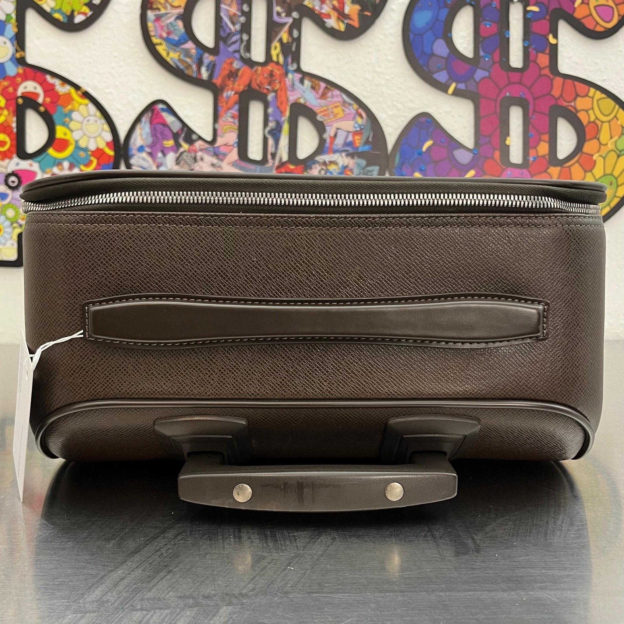 Louis Vuitton Pegase 45 Taiga Grizzly
