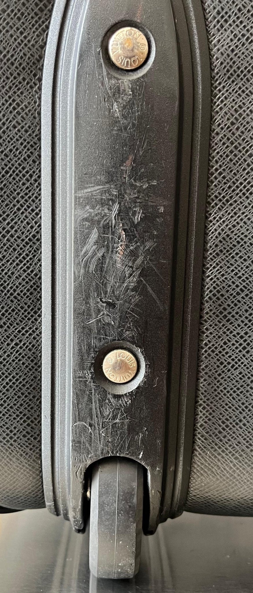 Louis Vuitton Pegase 50 Taiga
