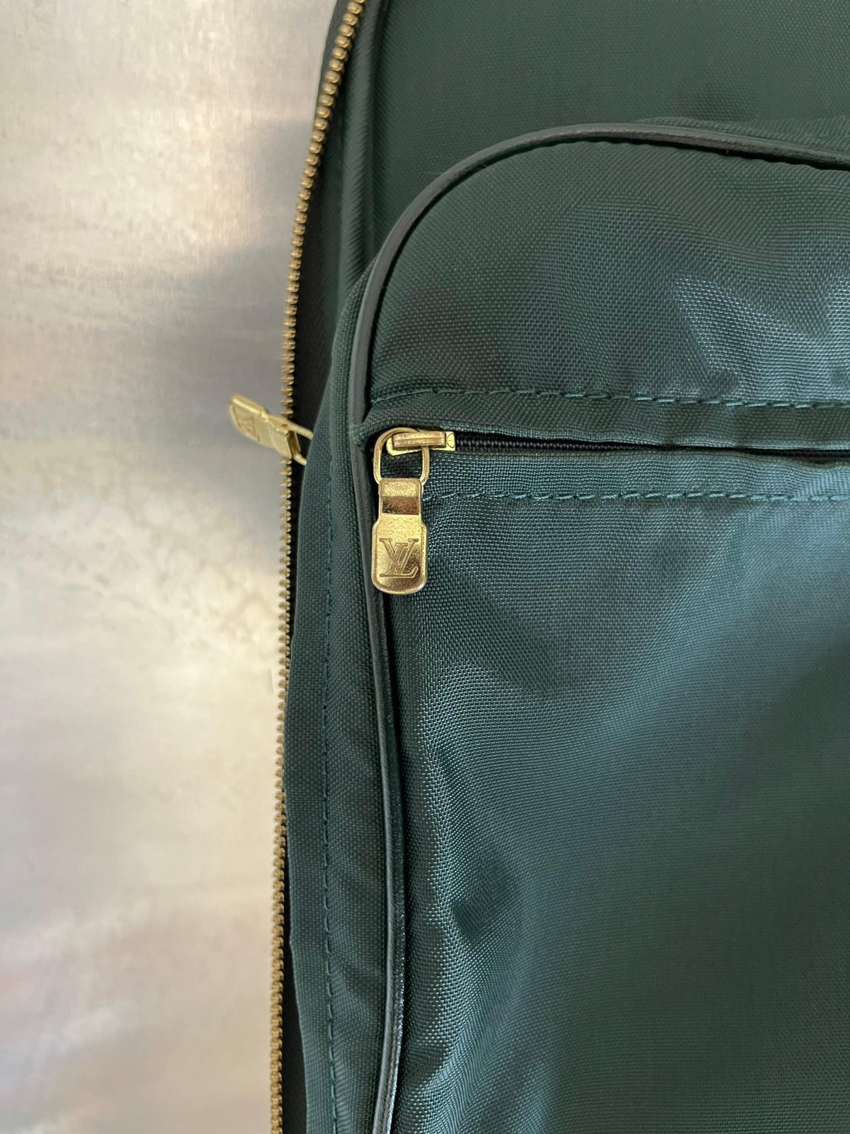 Louis Vuitton Pegase 50 Taiga