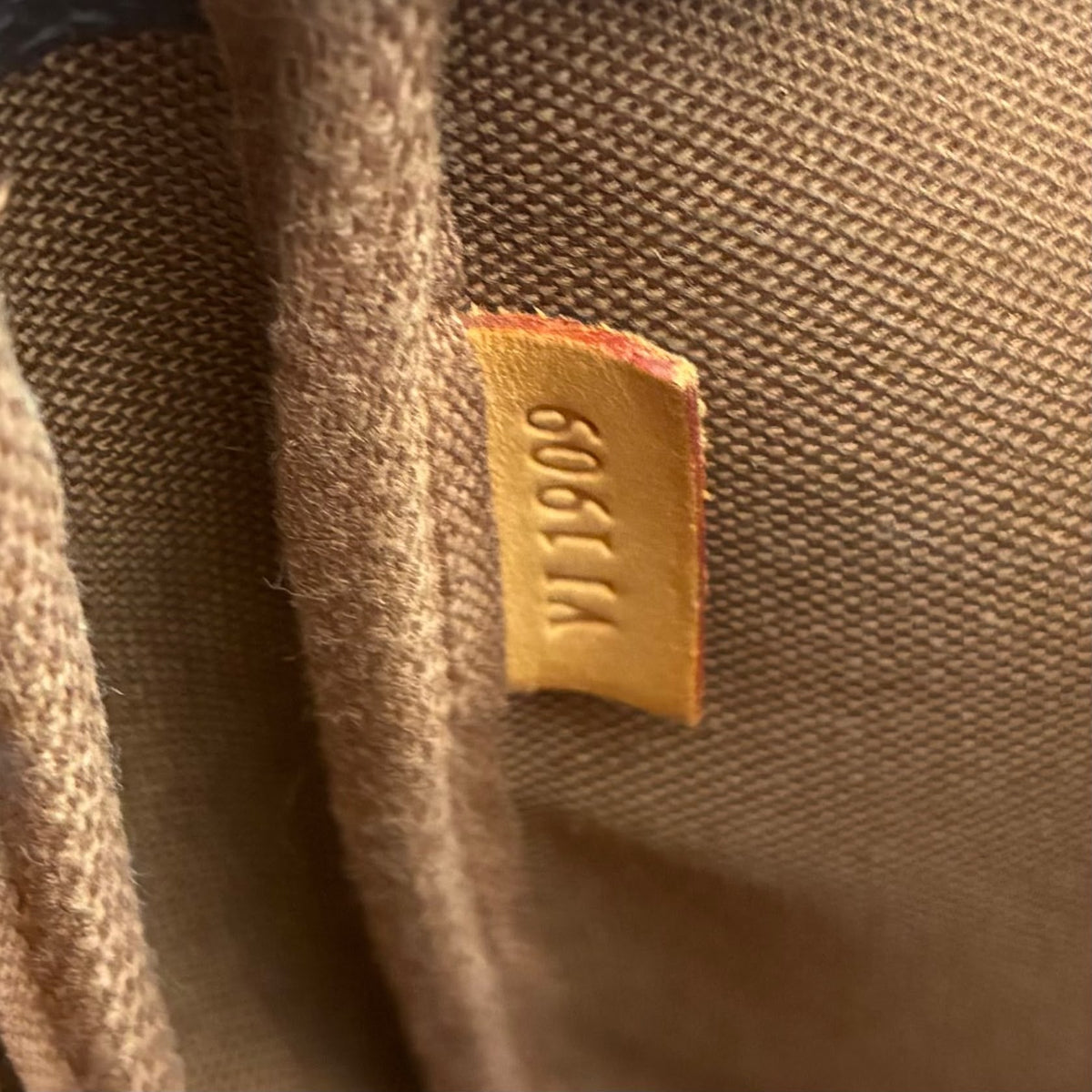 Louis Vuitton Pochette Accessoires Monogram von 1999