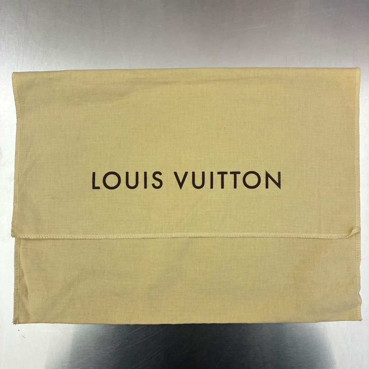 Louis Vuitton Pochette Jour GM, Chapman Brothers Wildlife Kollektion (Frühjahr/Sommer 2017).