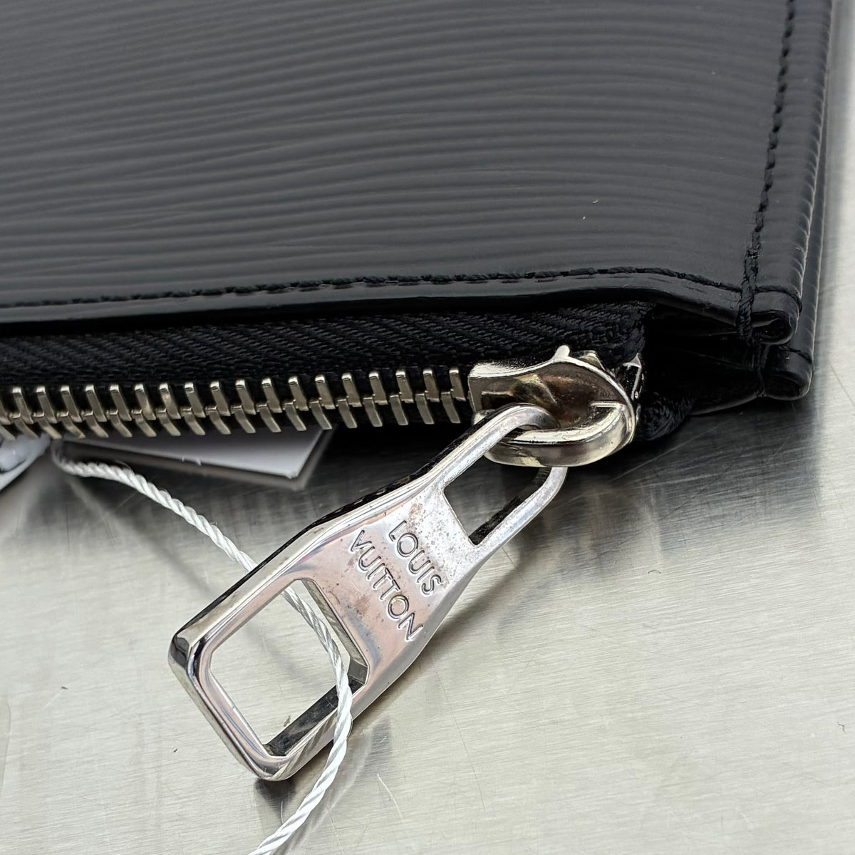 Louis Vuitton Pochette Jour GM Epi