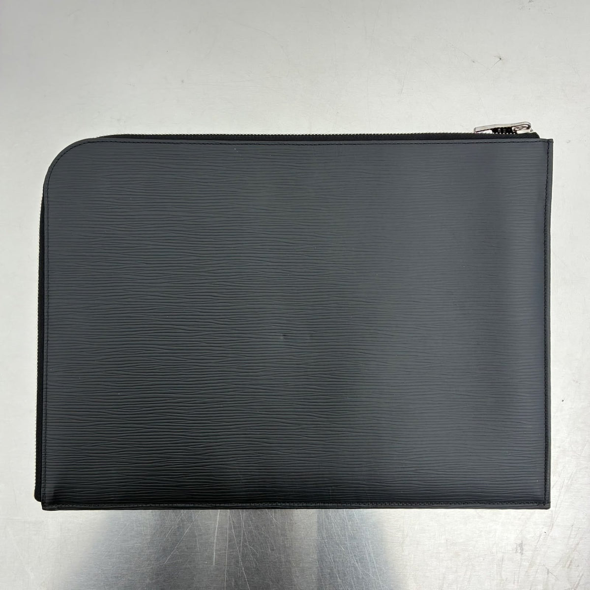 Louis Vuitton Pochette Jour GM Epi
