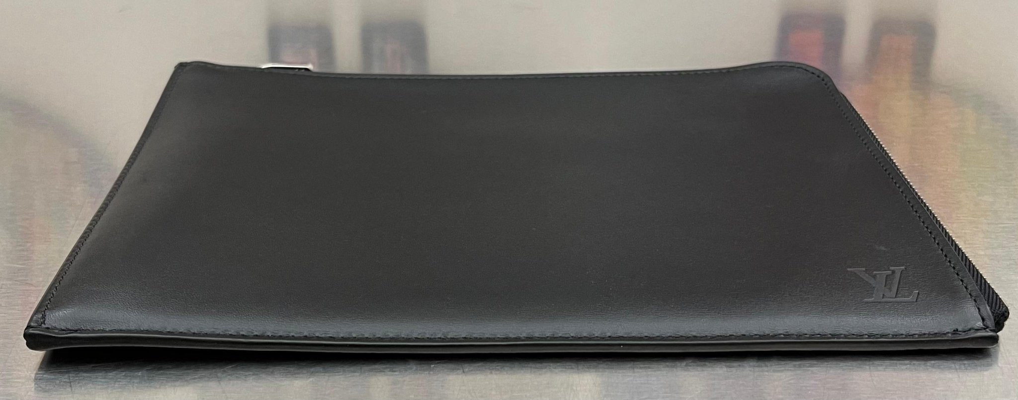 Louis Vuitton Pochette Jour PM Clutch