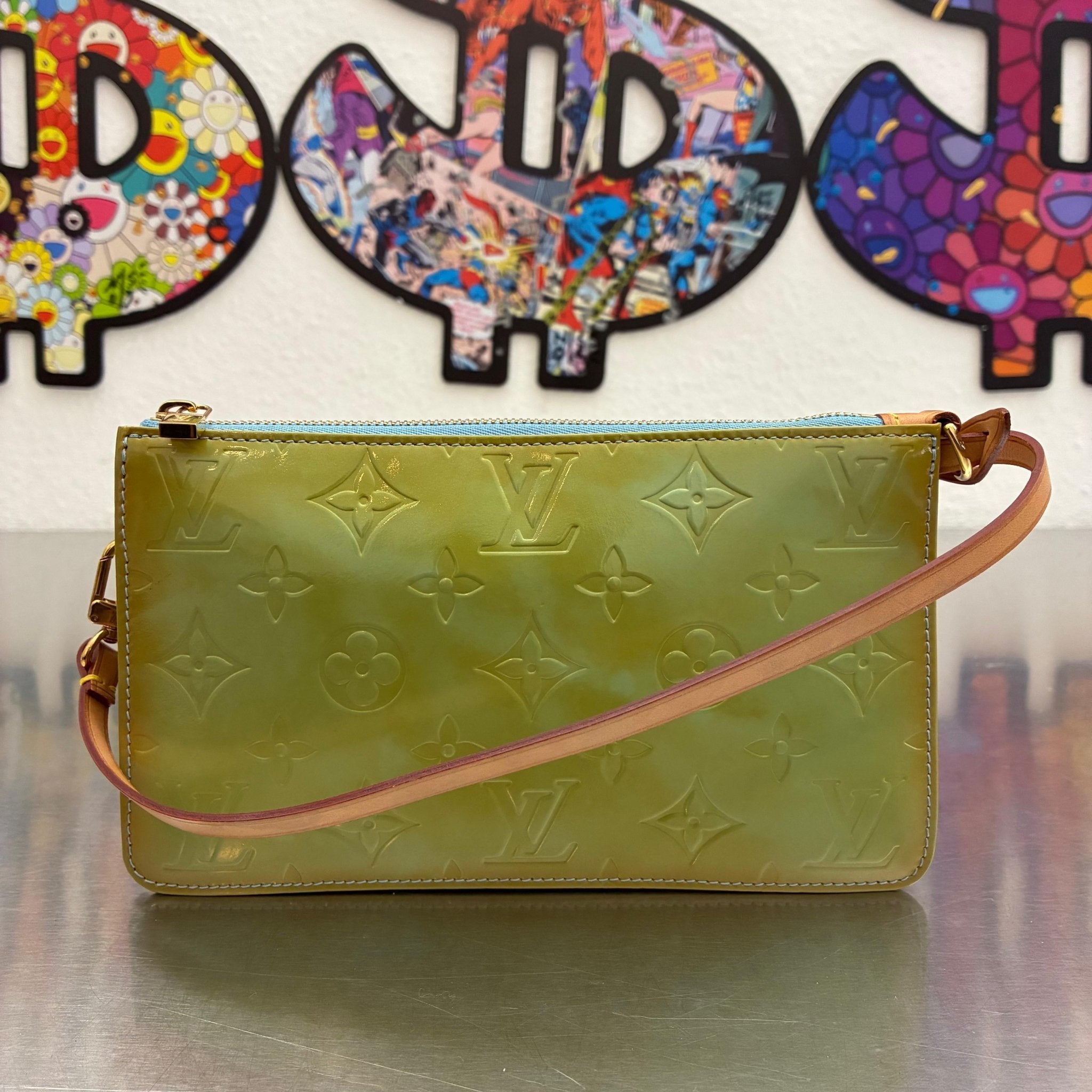 Louis Vuitton Pochette Lexington Vernis