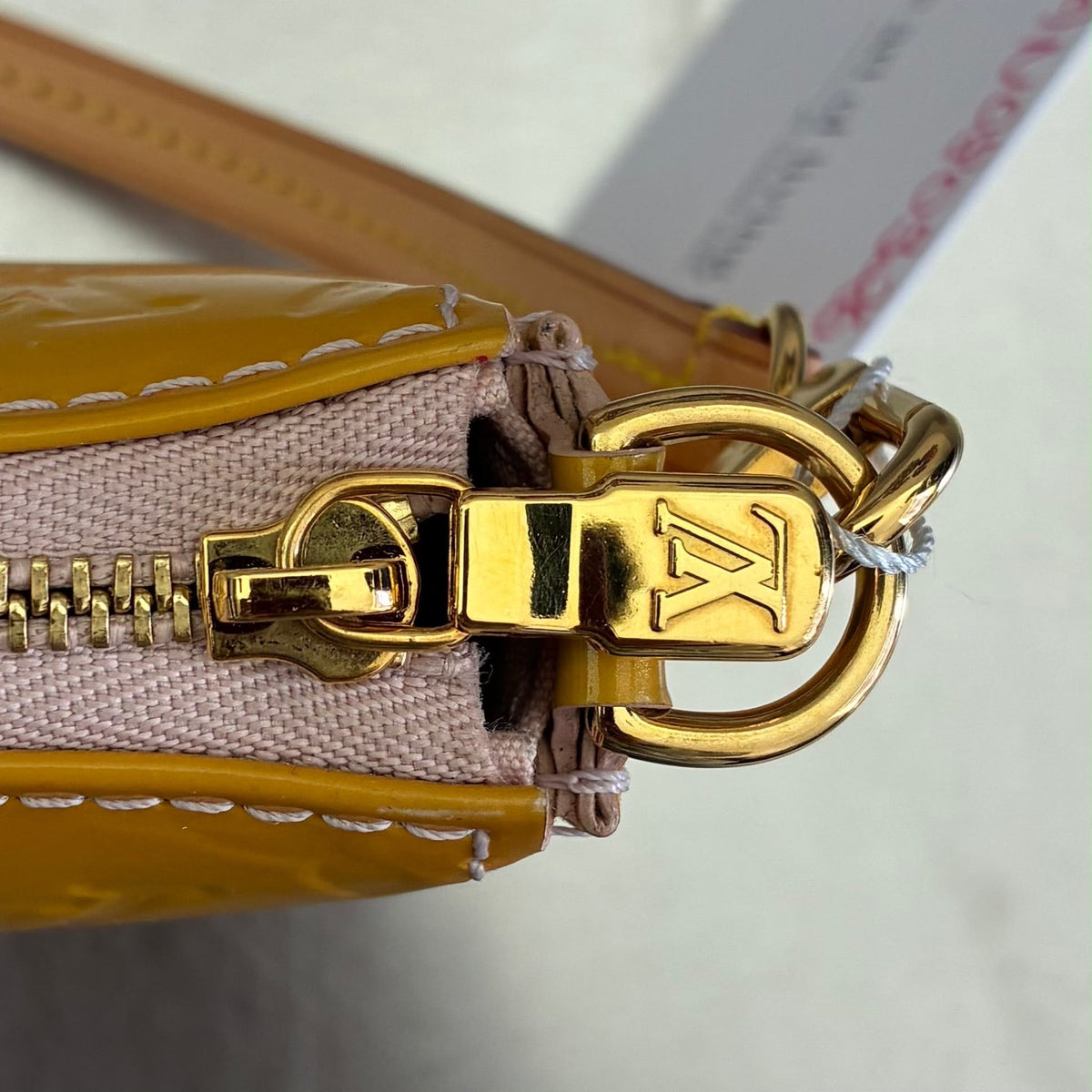 Louis Vuitton Pochette Lexington Vernis