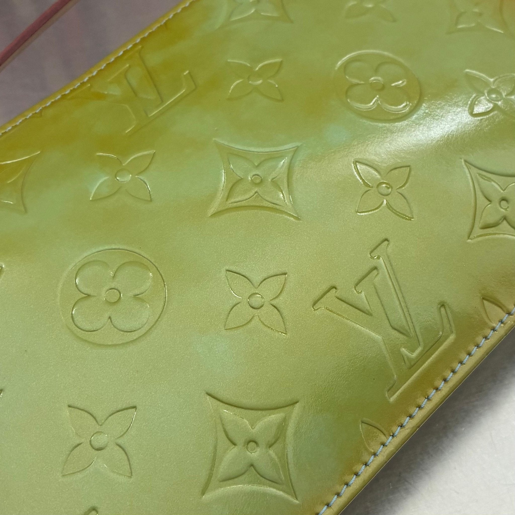 Louis Vuitton Pochette Lexington Vernis