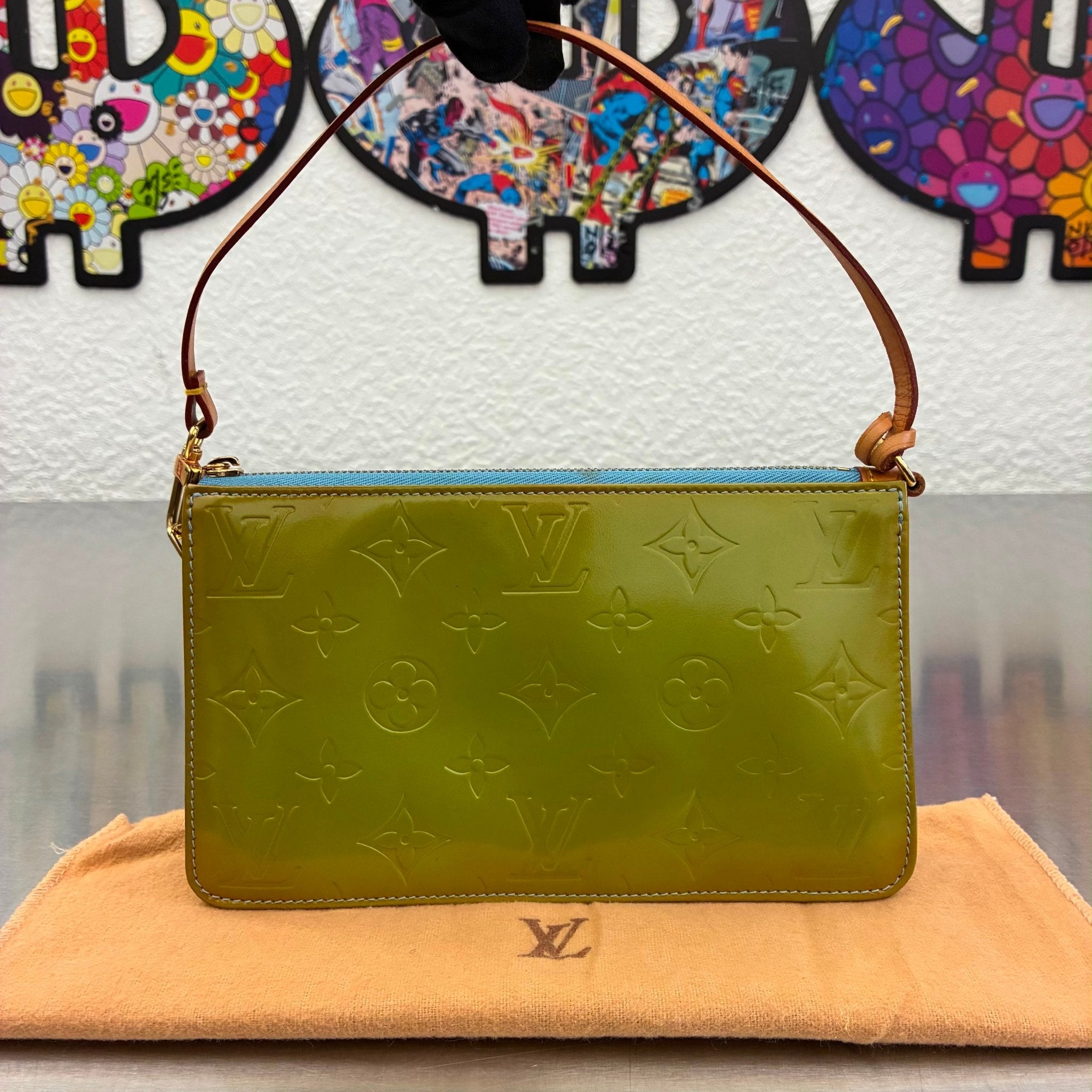 Louis Vuitton Pochette Lexington Vernis