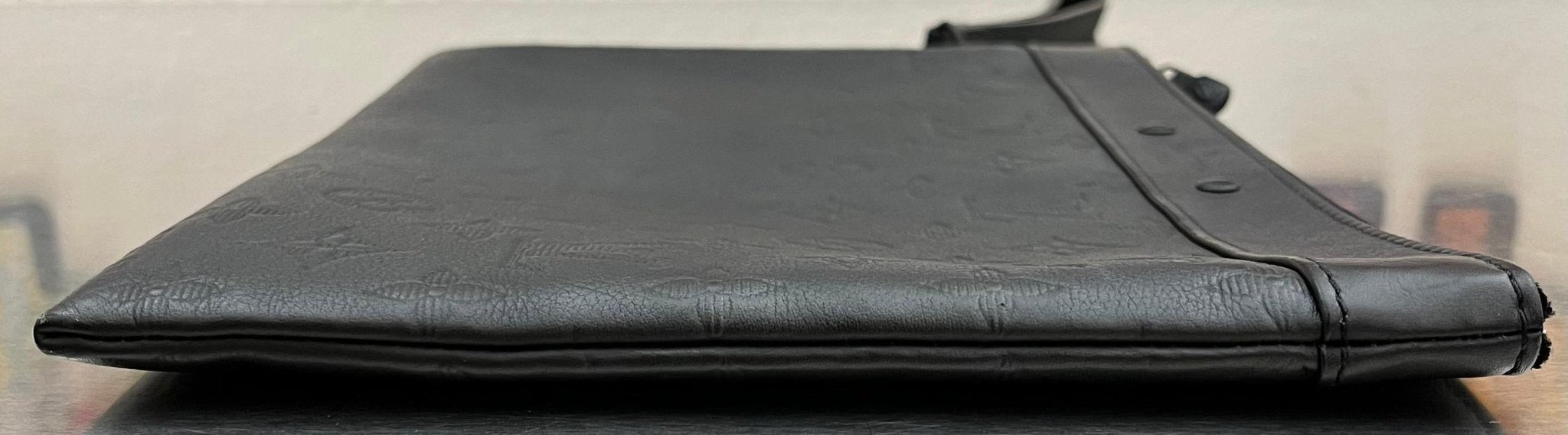 Louis Vuitton Pochette To - Go