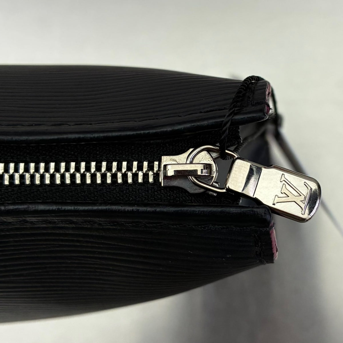 Louis Vuitton Pochette Toilette MM Epi