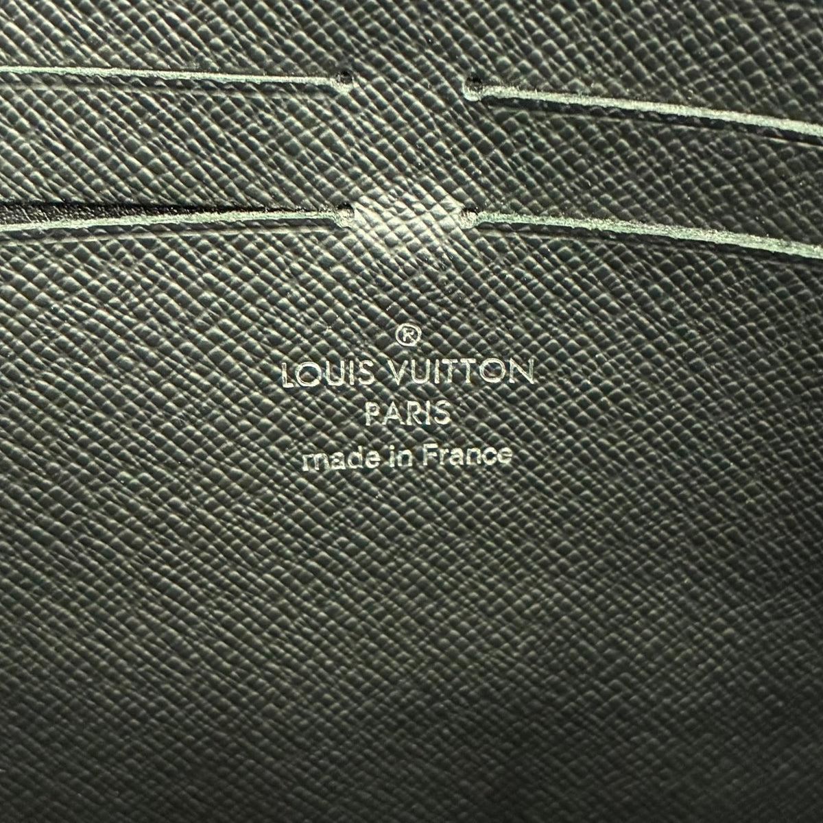 Louis Vuitton Pochette Voyage MM Taiga