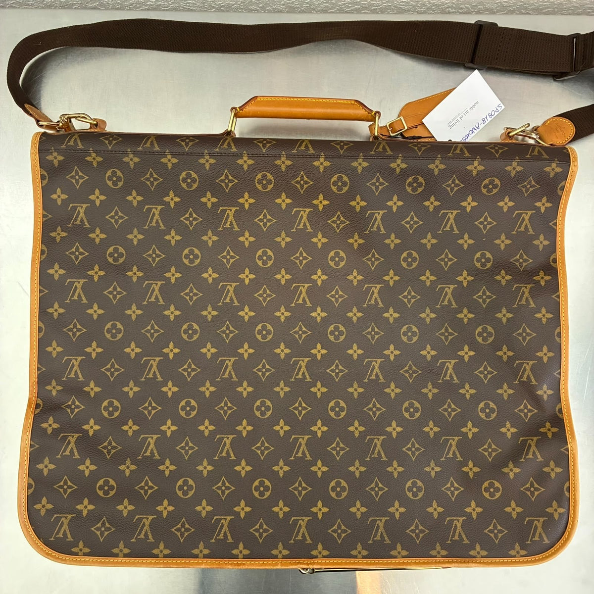 Louis Vuitton Portable Cabin Monogam Kleiderhülle