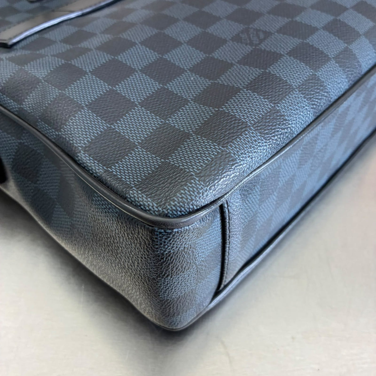 Louis Vuitton Porte Documents Damier Cobalt