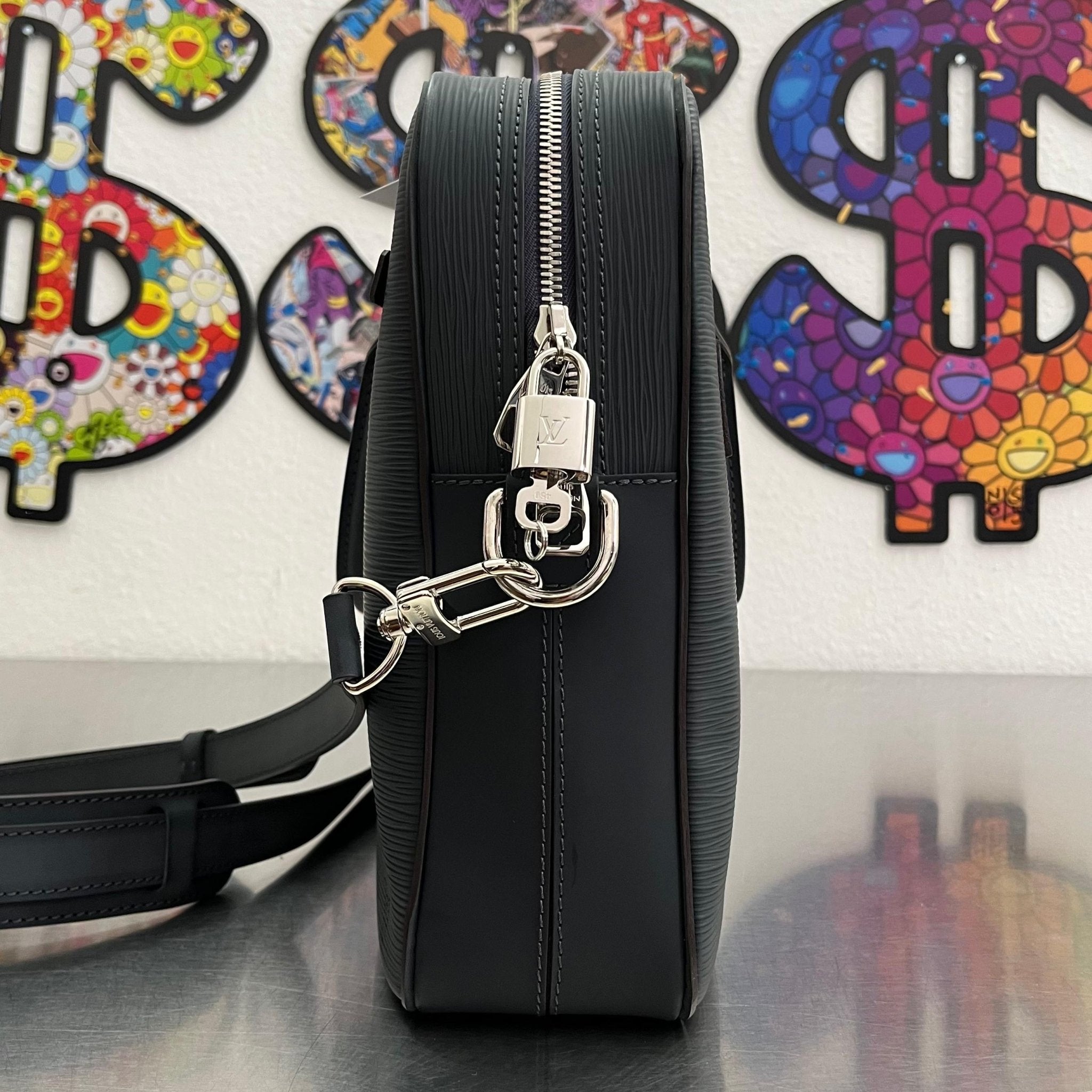 Louis Vuitton Porte Documents Epi