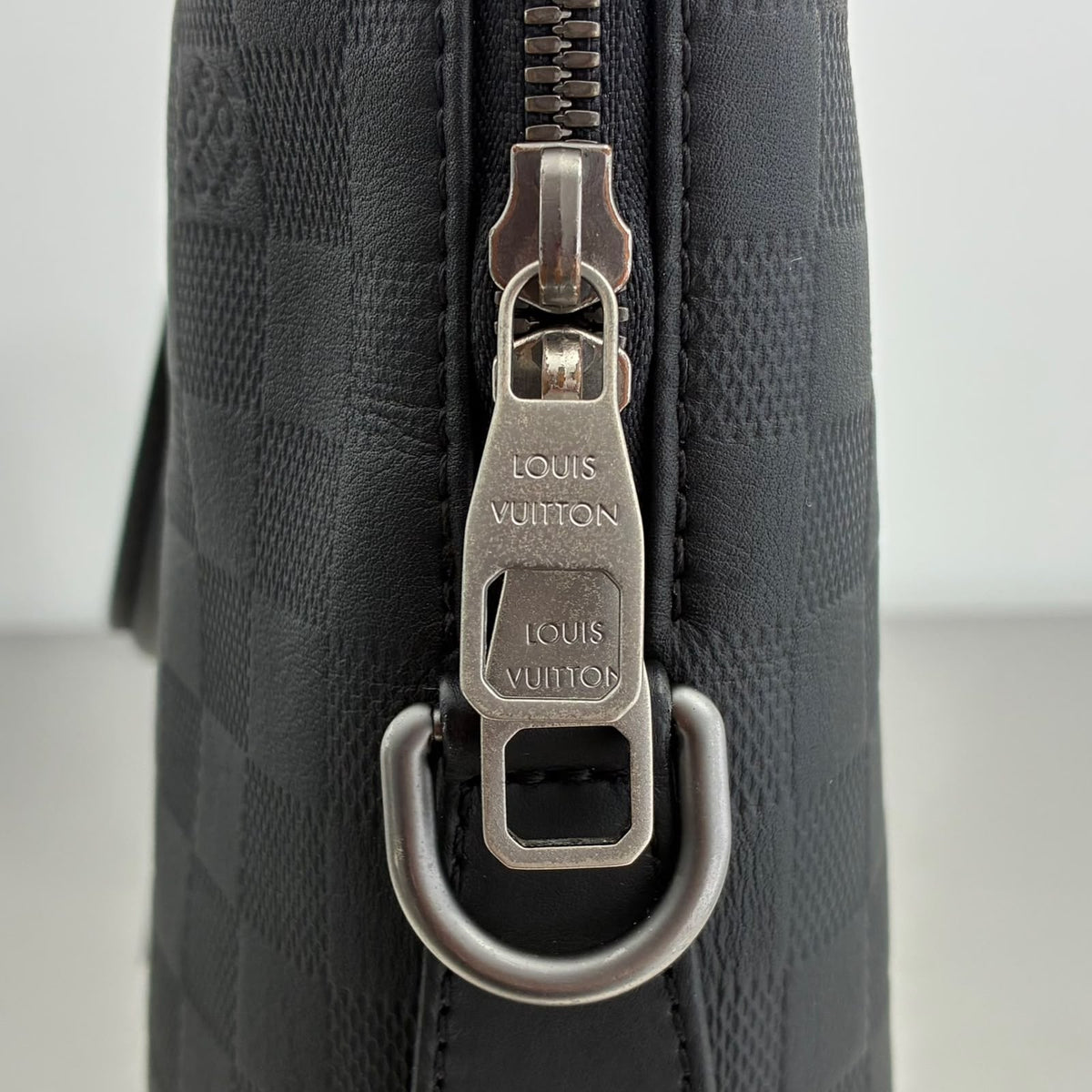 Louis Vuitton Porte Documents Jour Damier Infini