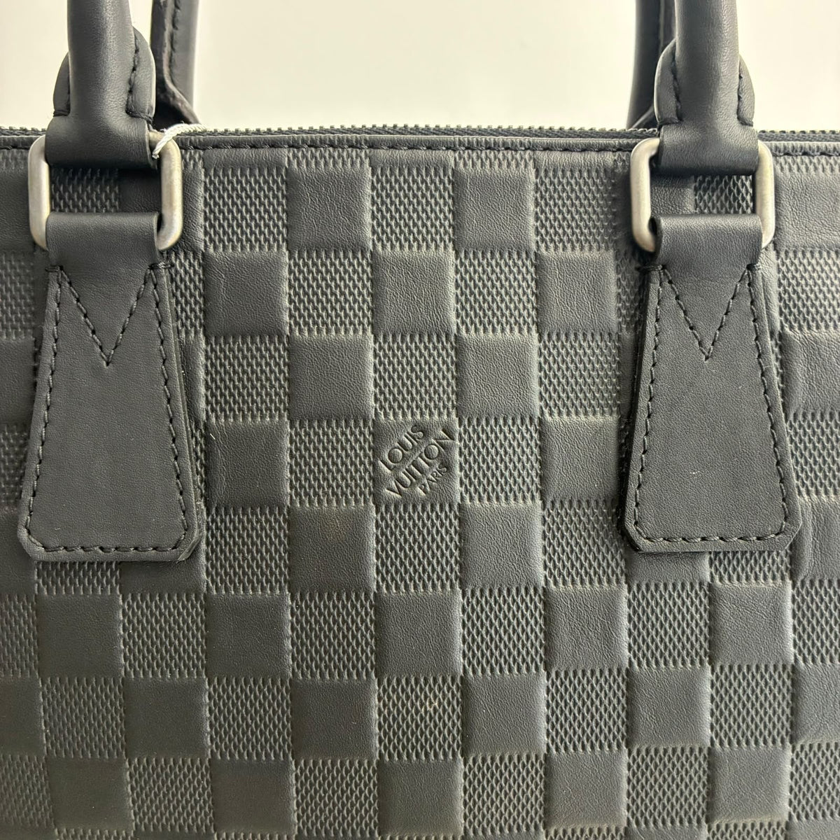 Louis Vuitton Porte Documents Jour Voyage Damier Infini