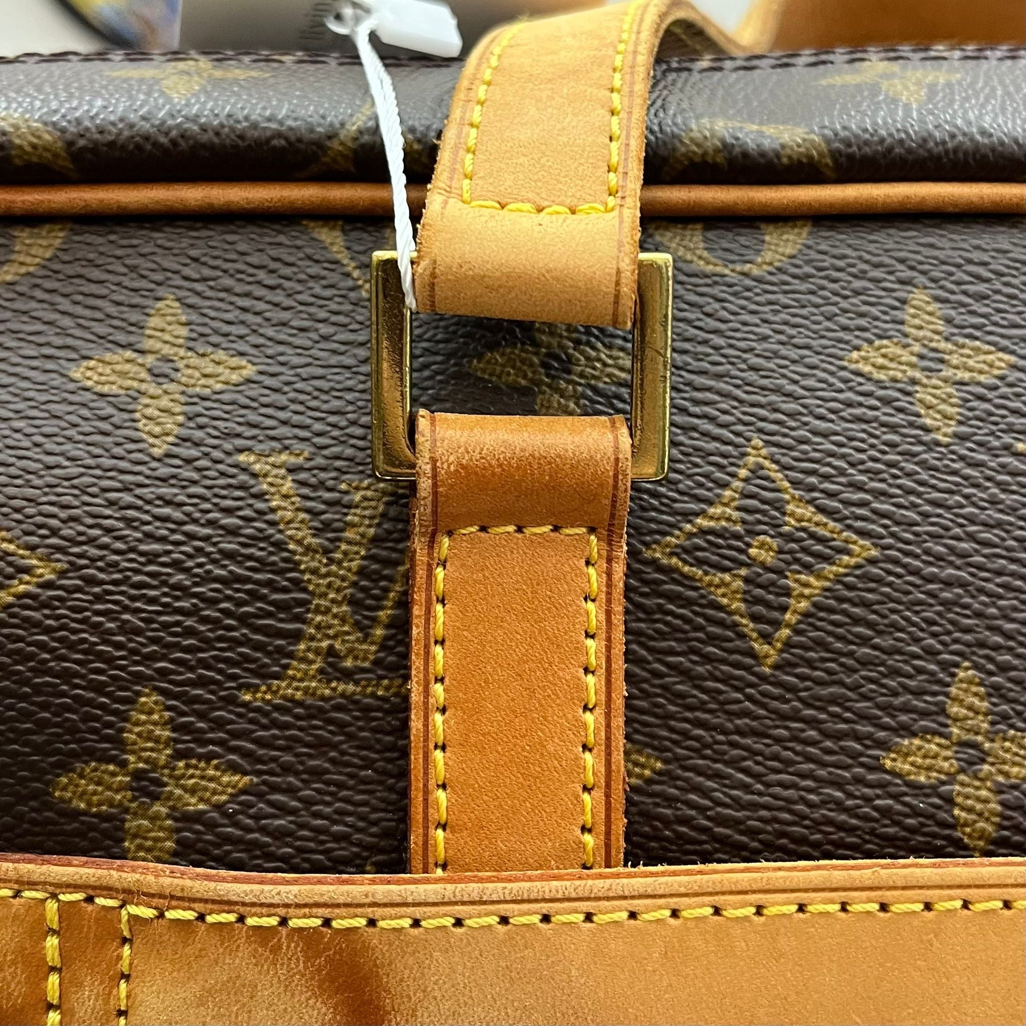 Louis Vuitton Porte Documents Pegase Monogram