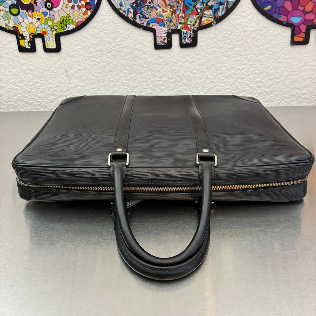 Louis Vuitton Porte Documents Voyage Epi