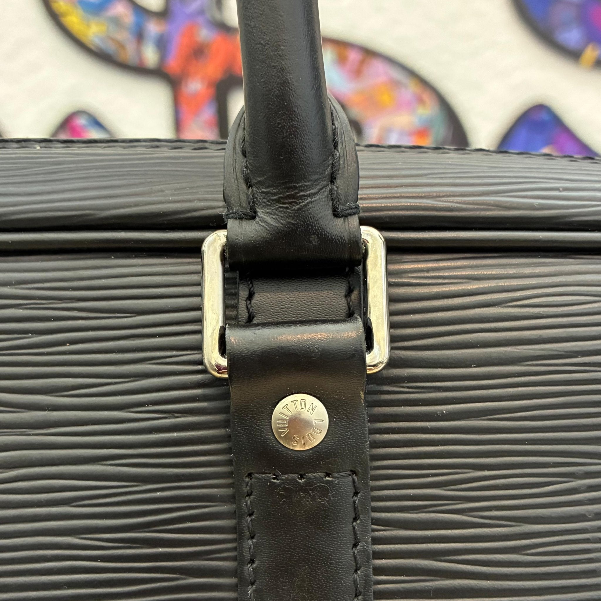 Louis Vuitton Porte Documents Voyage Epi