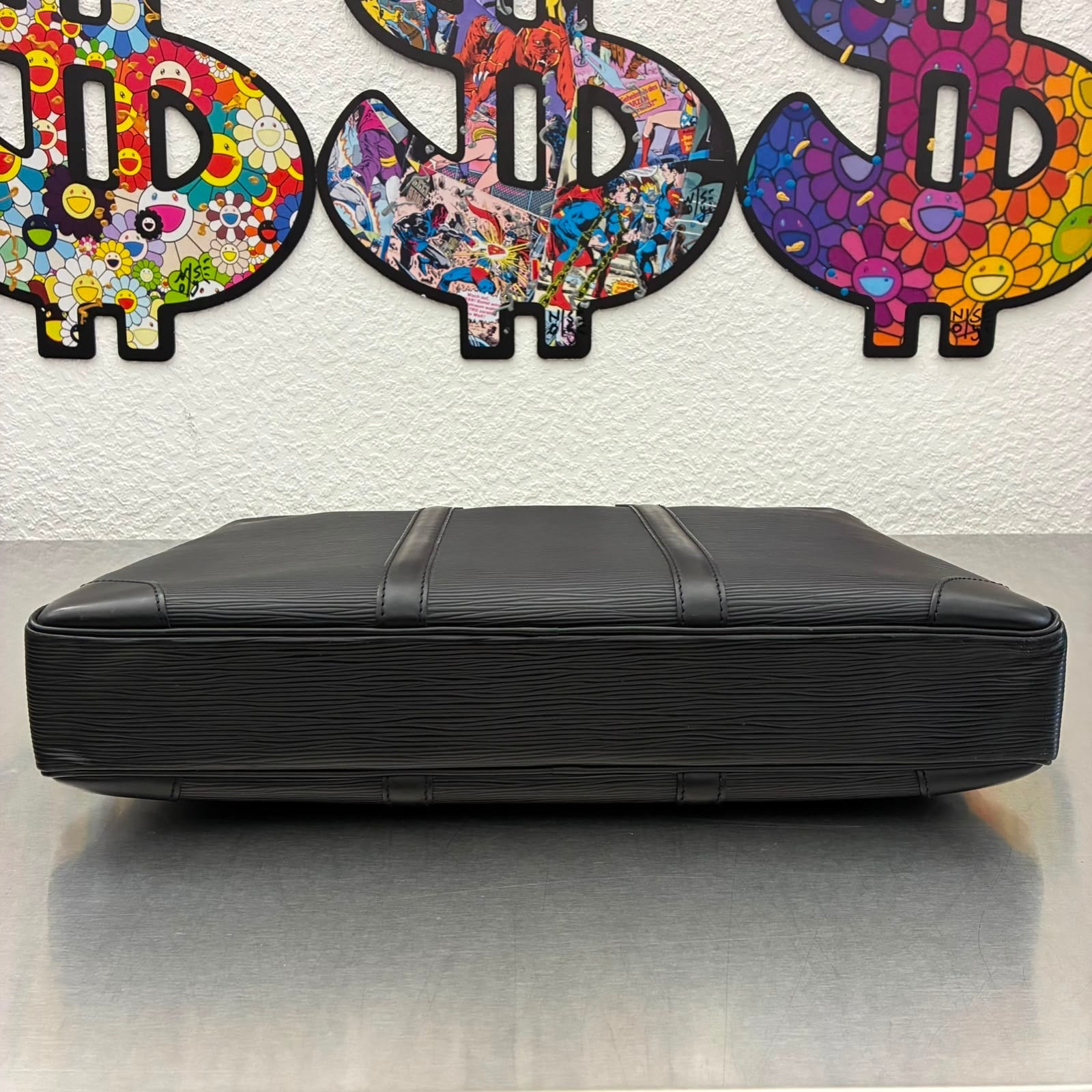 Louis Vuitton Porte Documents Voyage Epi