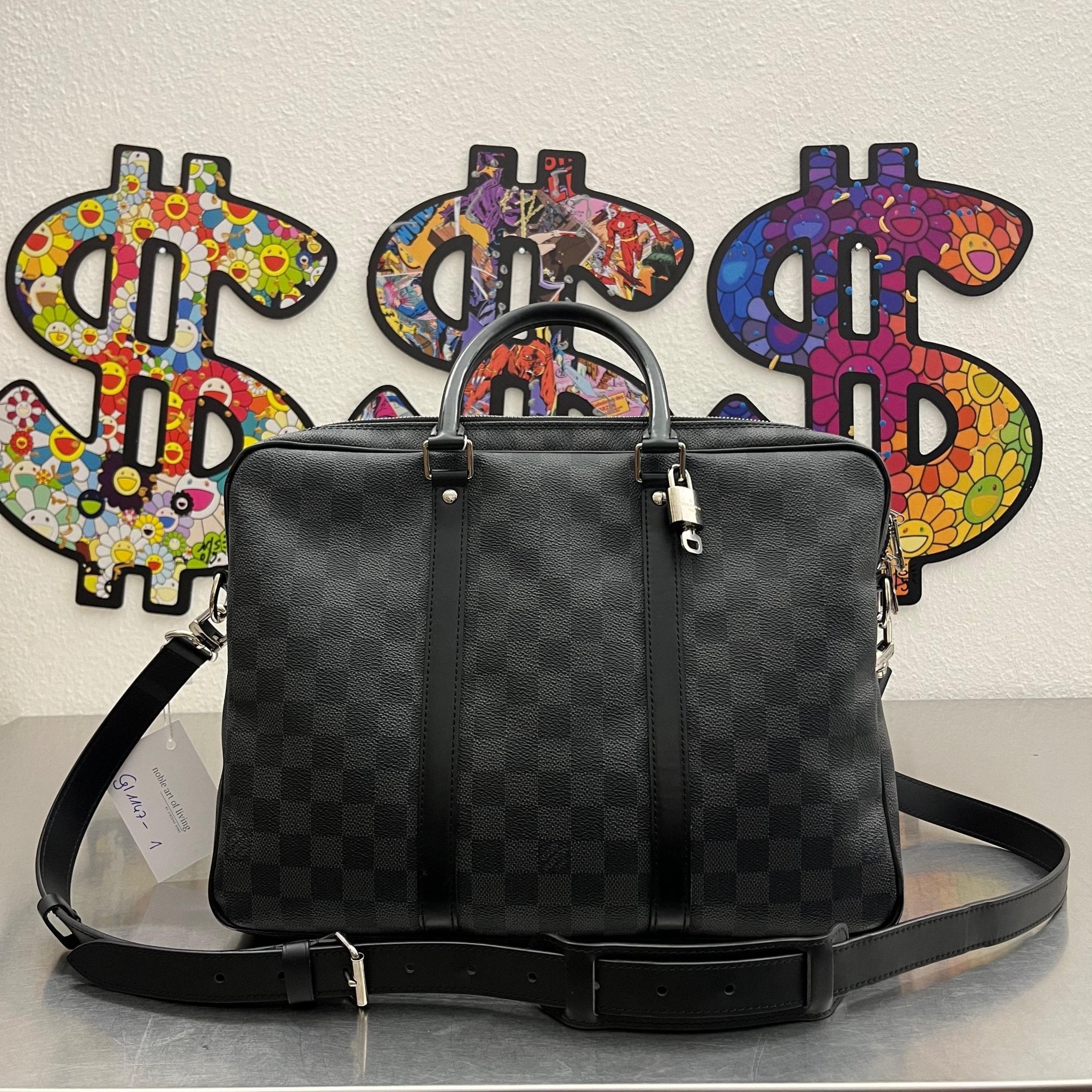 Louis Vuitton Porte Documents Voyage PM