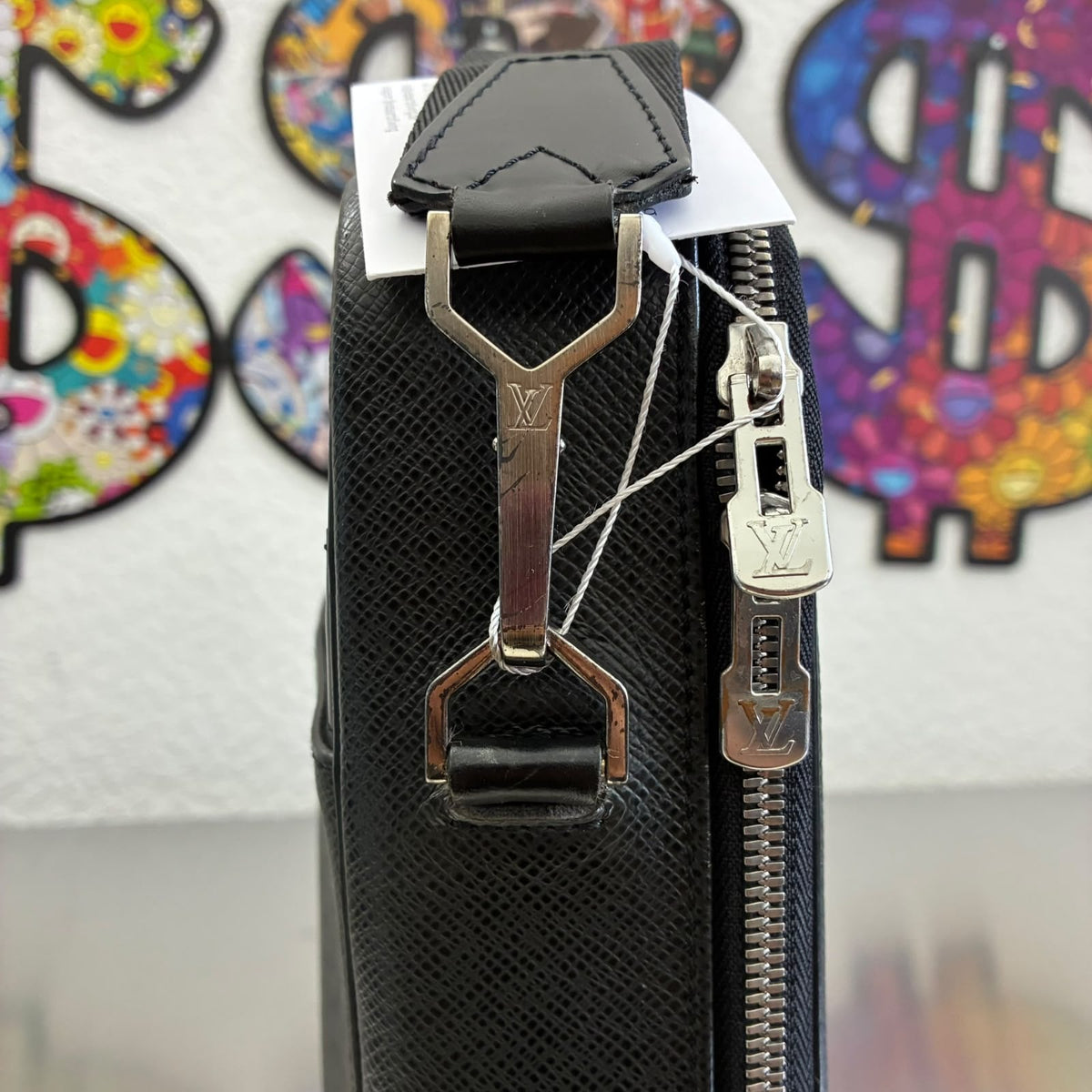 Louis Vuitton Porte Ordinateur Odessa Taiga