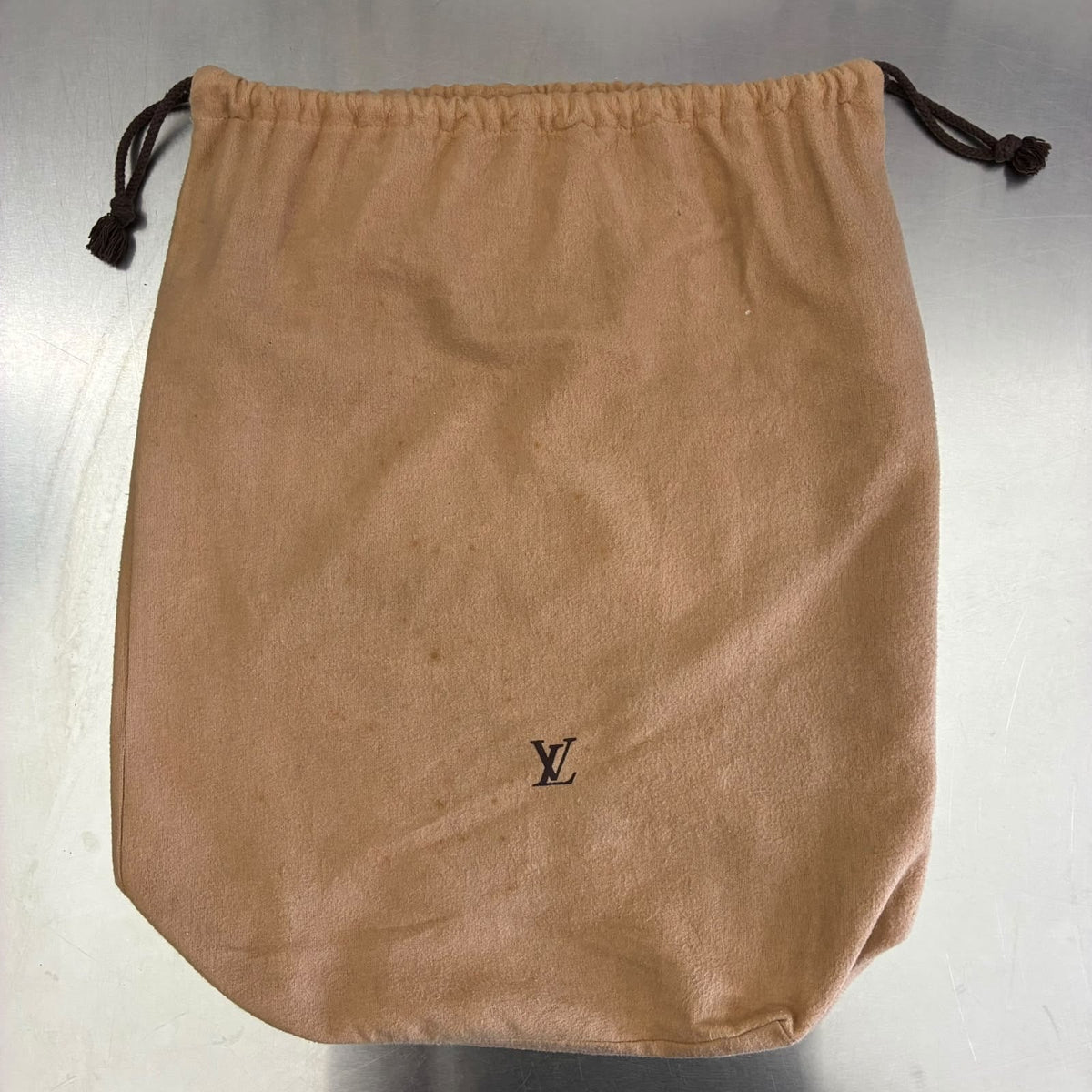 Louis Vuitton Porte Ordinateur Odessa Taiga